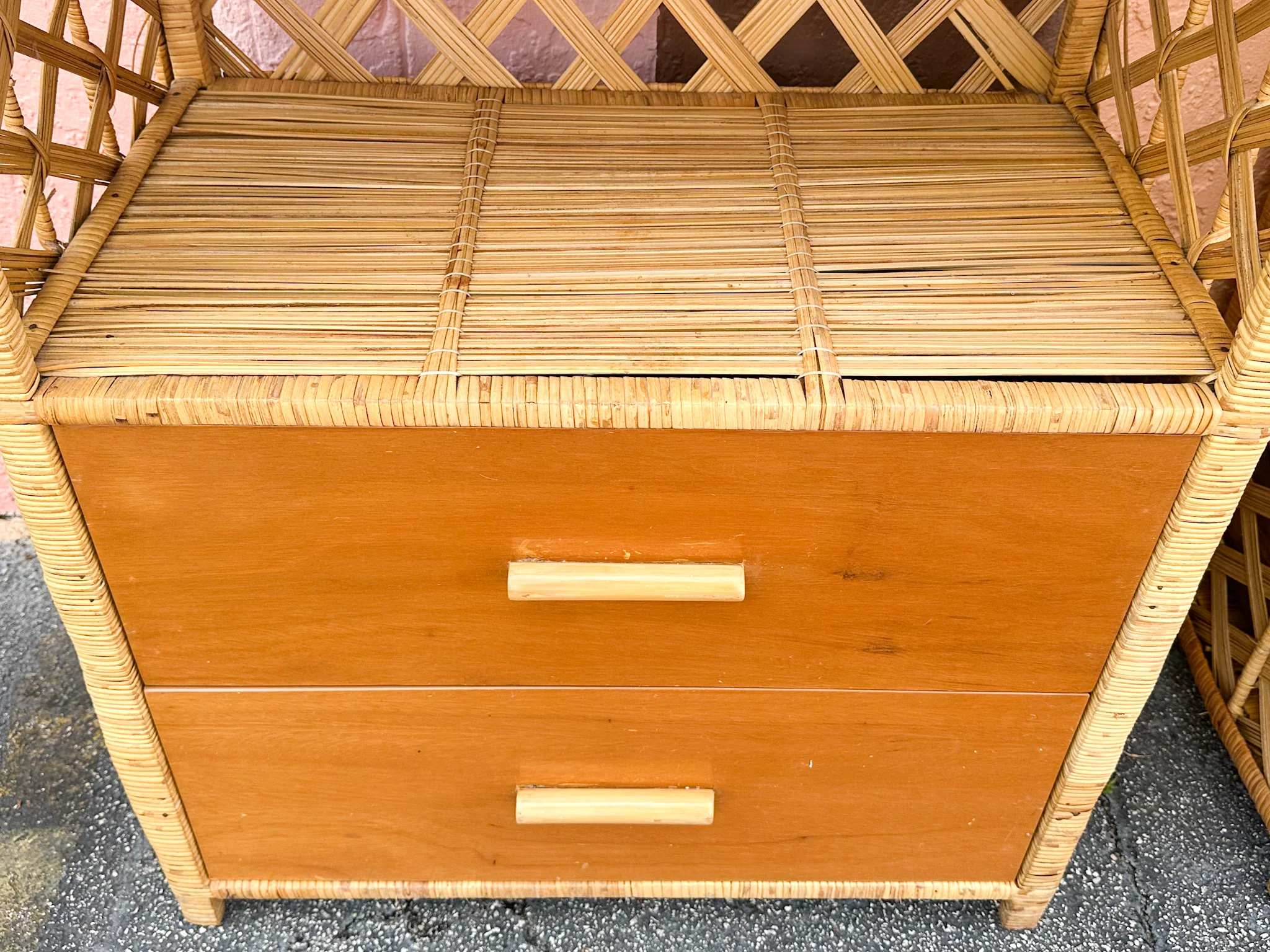 Pair of Old Florida Rattan Lattice Etageres - Image 5