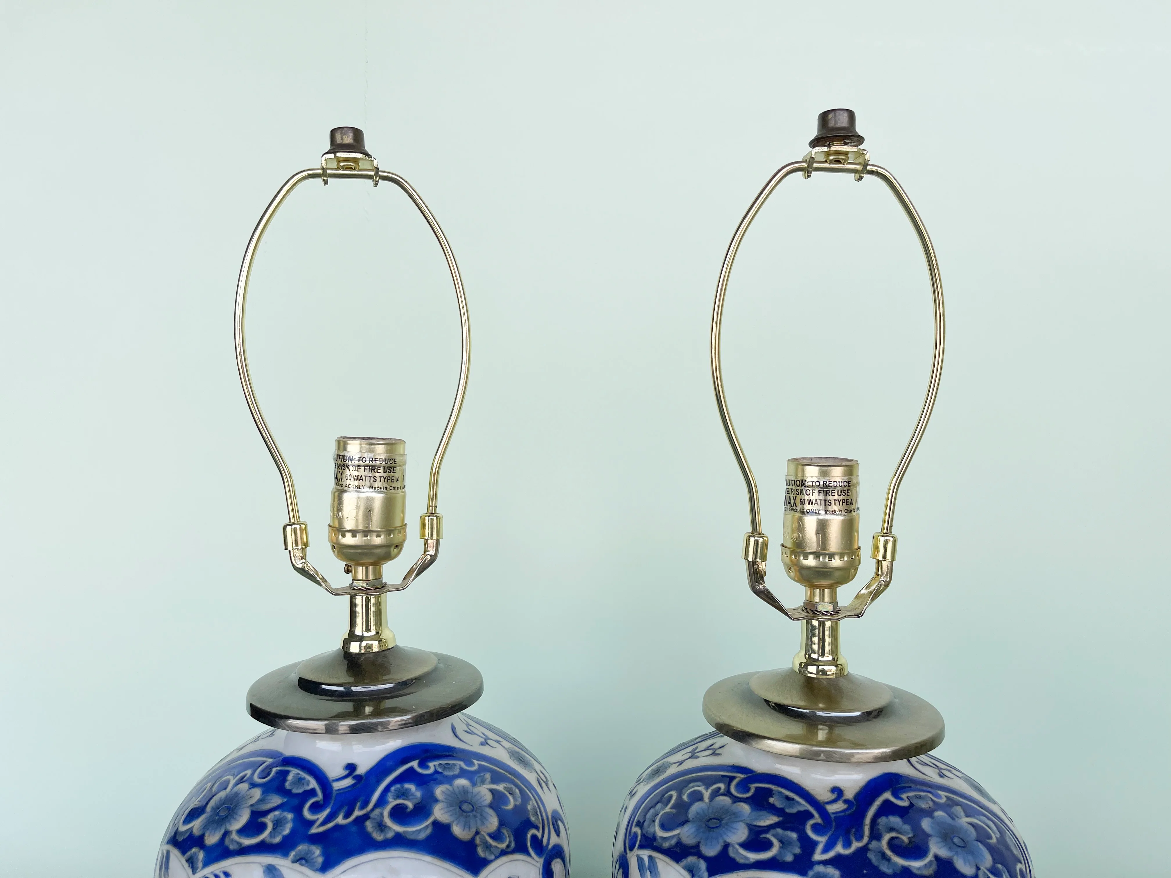 Pair of Petite Blue and White Lamps - Image 4