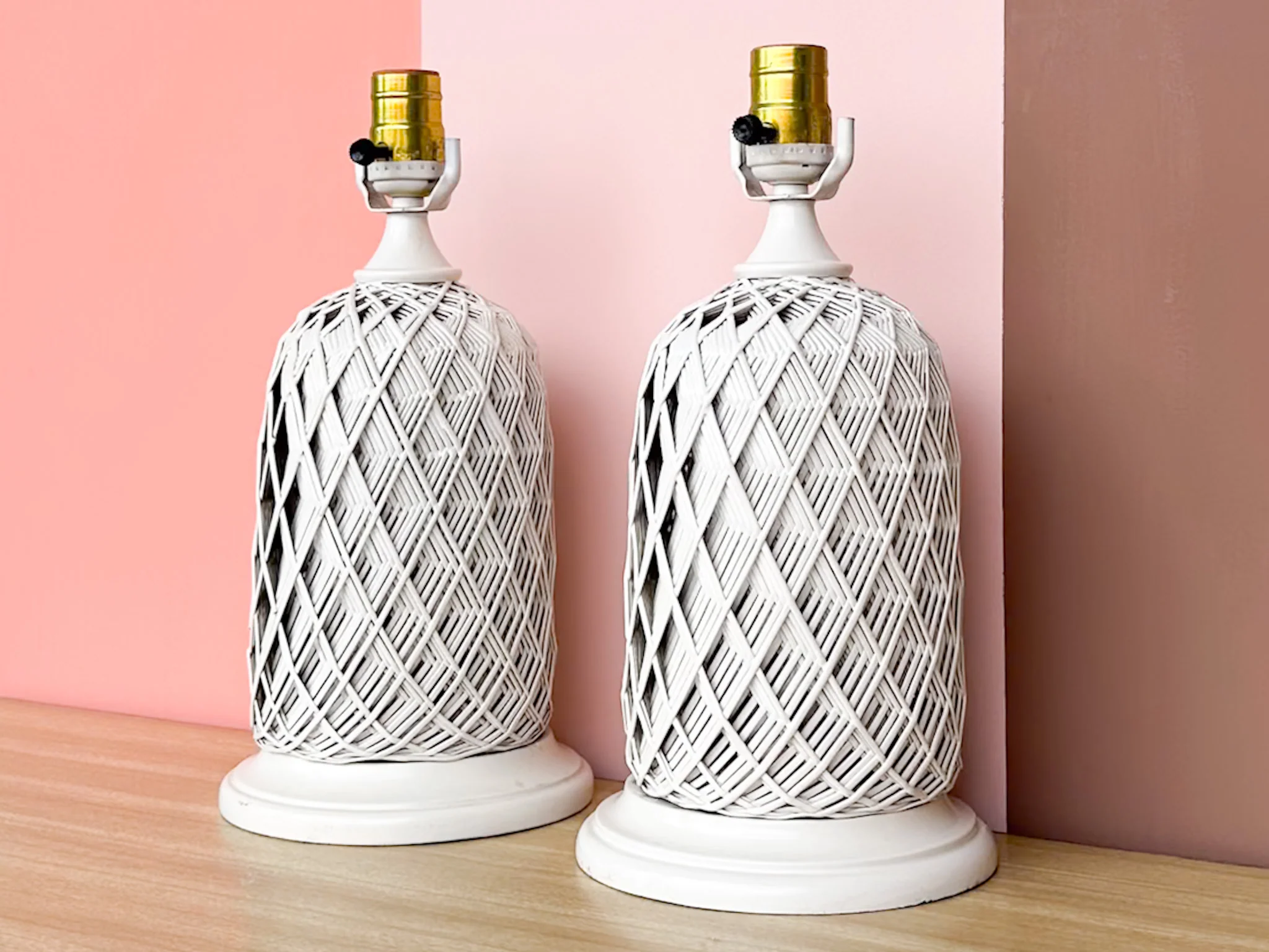 Pair of Petite Webspun Lamps - Image 3
