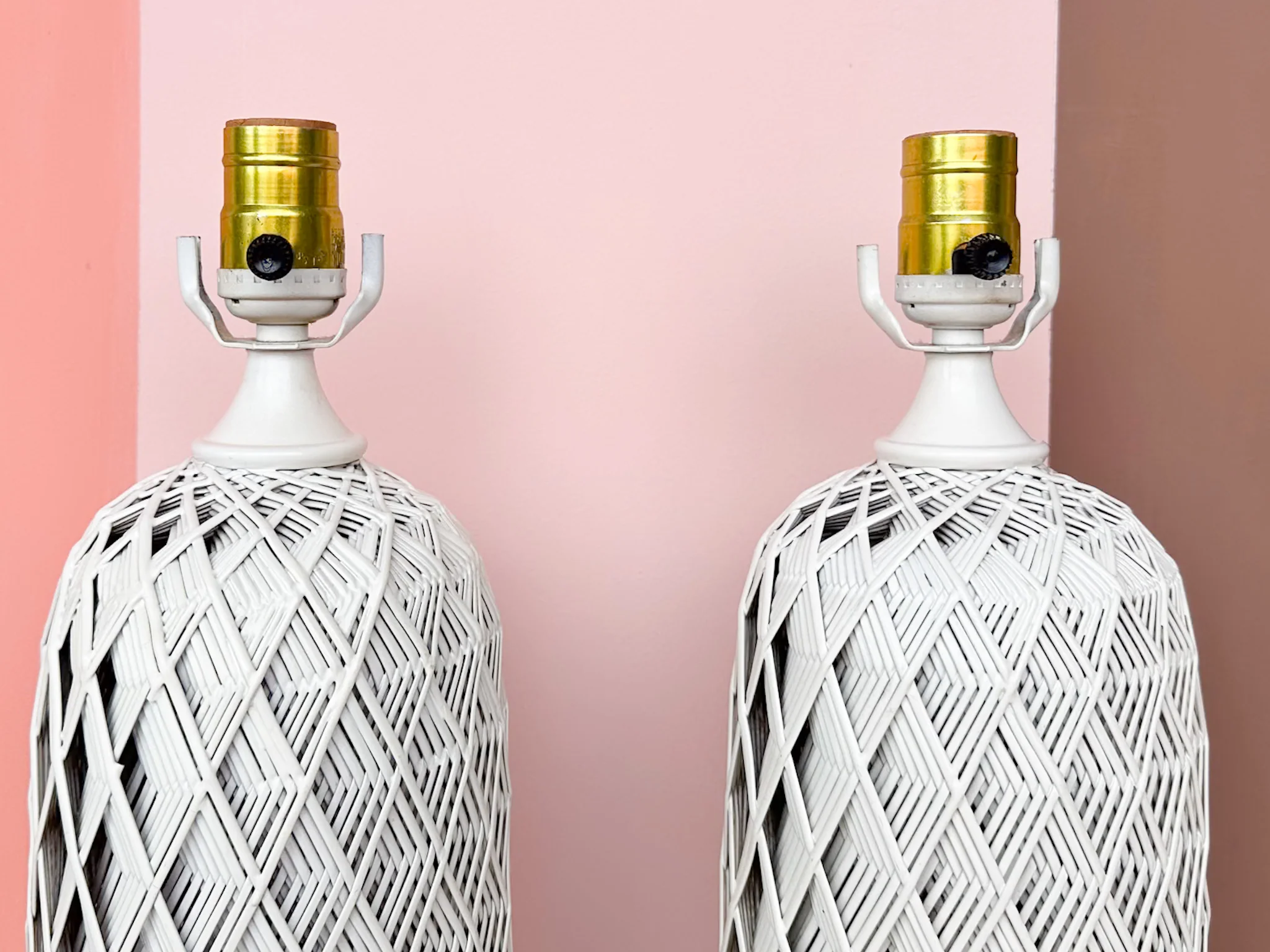 Pair of Petite Webspun Lamps - Image 6