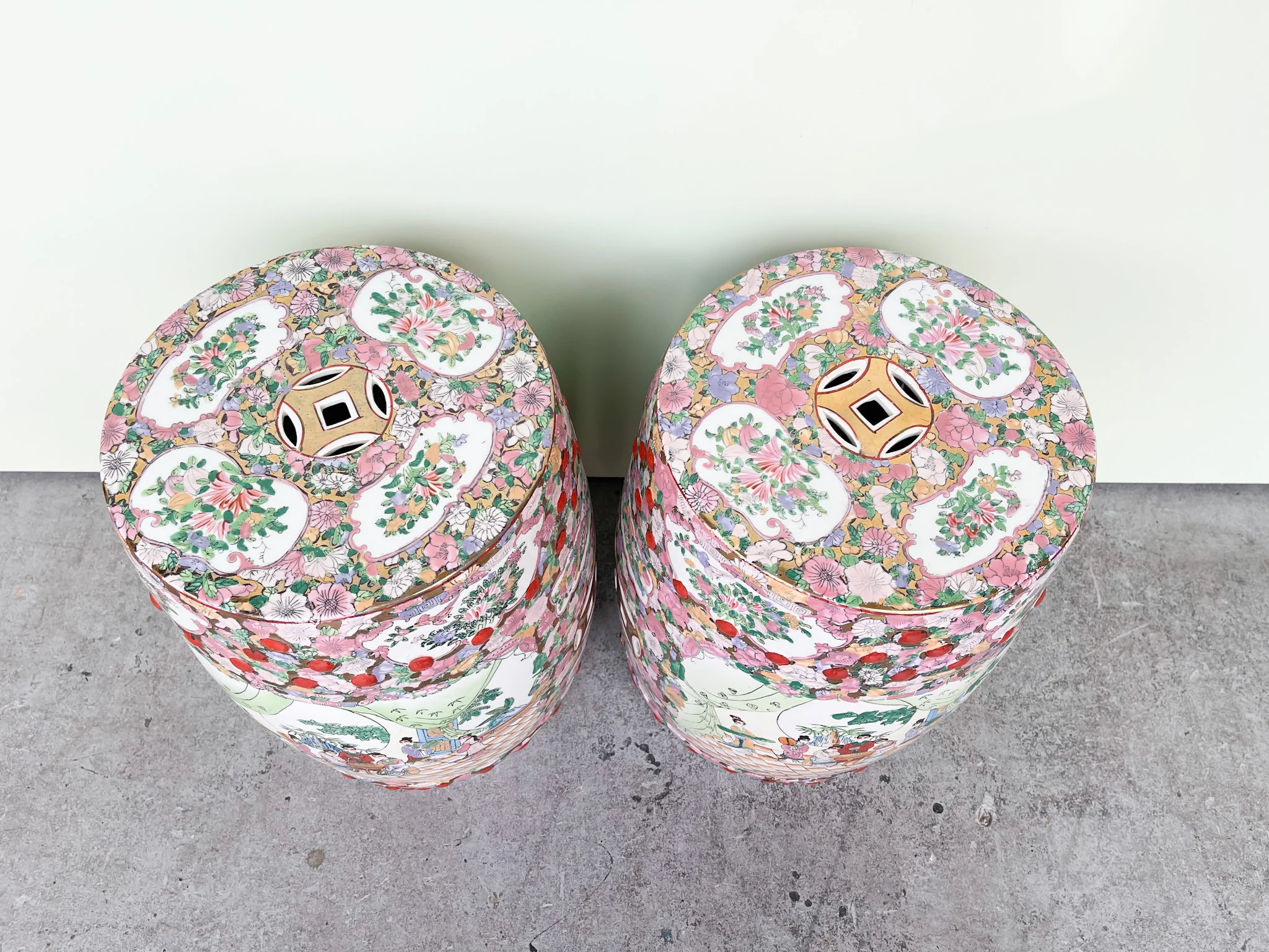Pair of Rose Medallion Style Garden Seats - Image 3