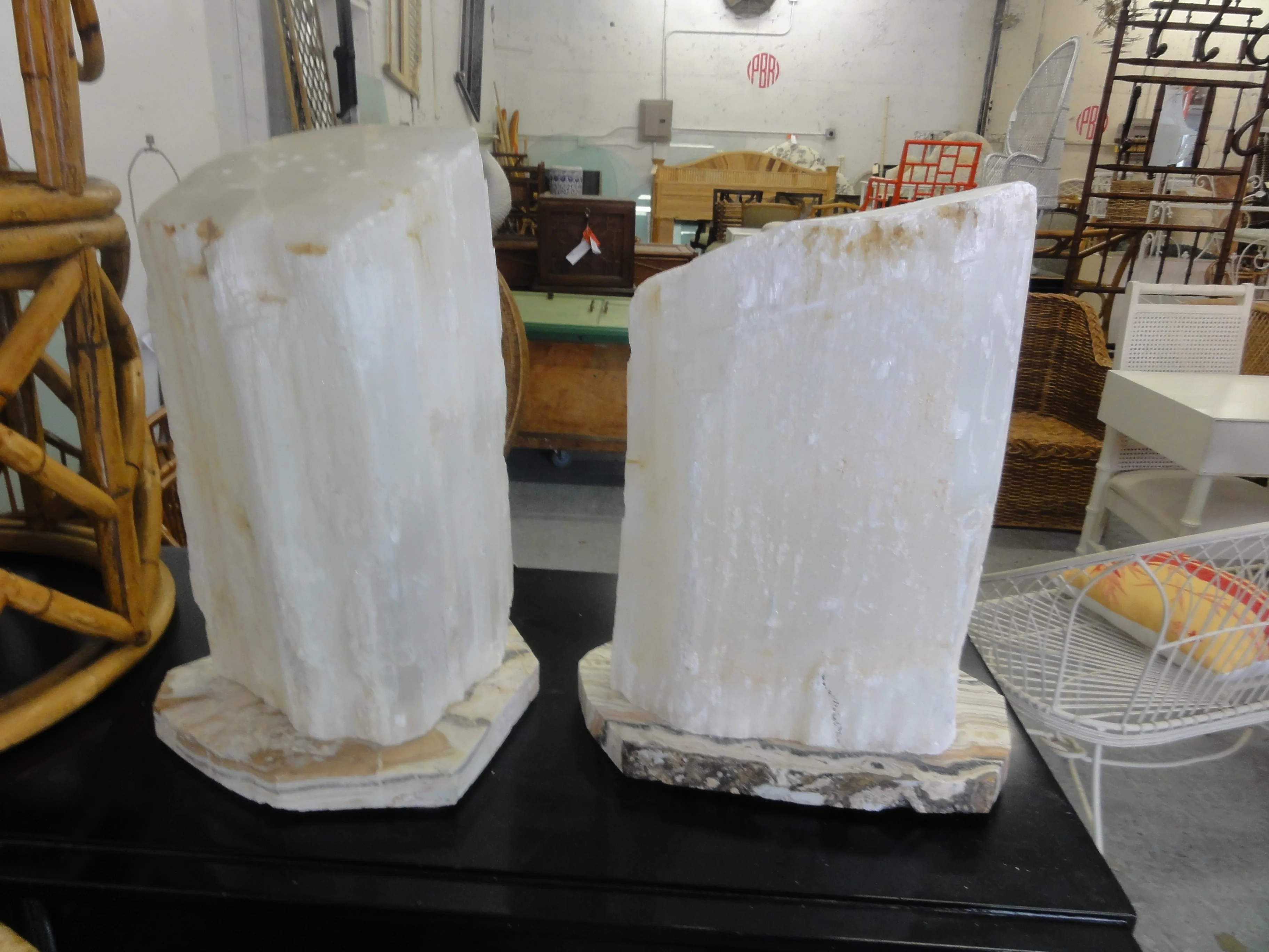Pair of Selenite Gemstone Lamps - Image 3