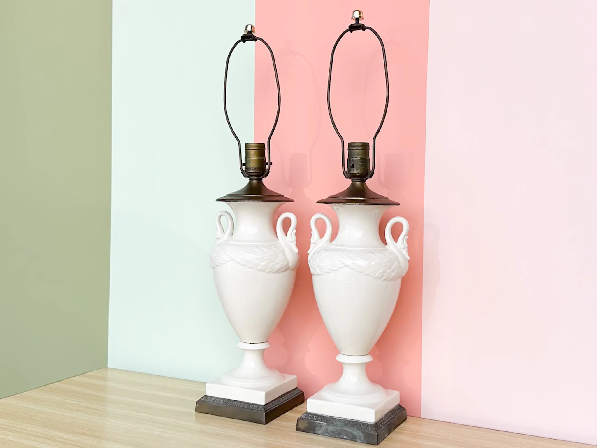 Pair of Swan Life Urn Lamps - Image 5