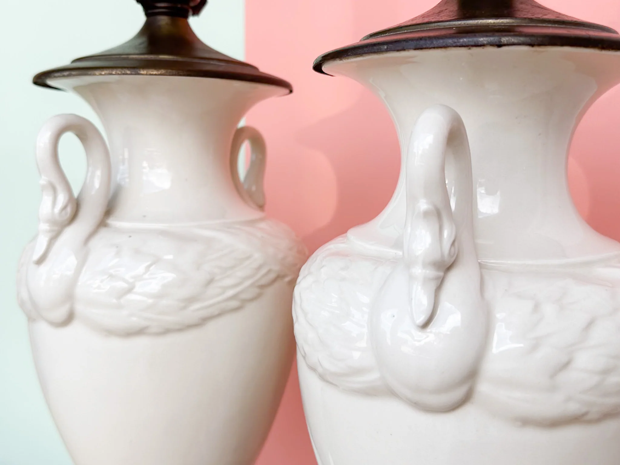 Pair of Swan Life Urn Lamps - Image 8