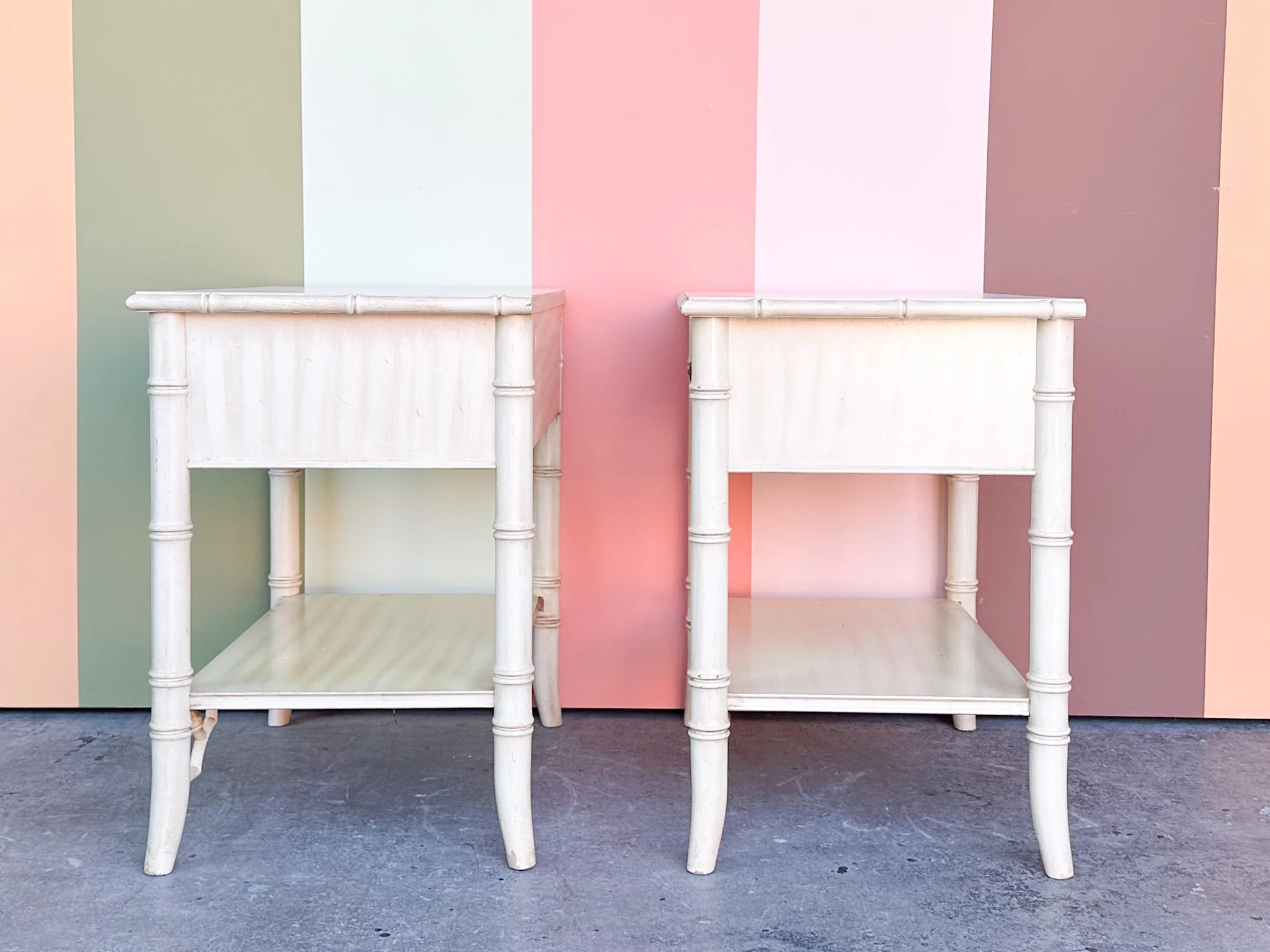 Pair of Thomasville Faux Bamboo Nightstands - Image 7