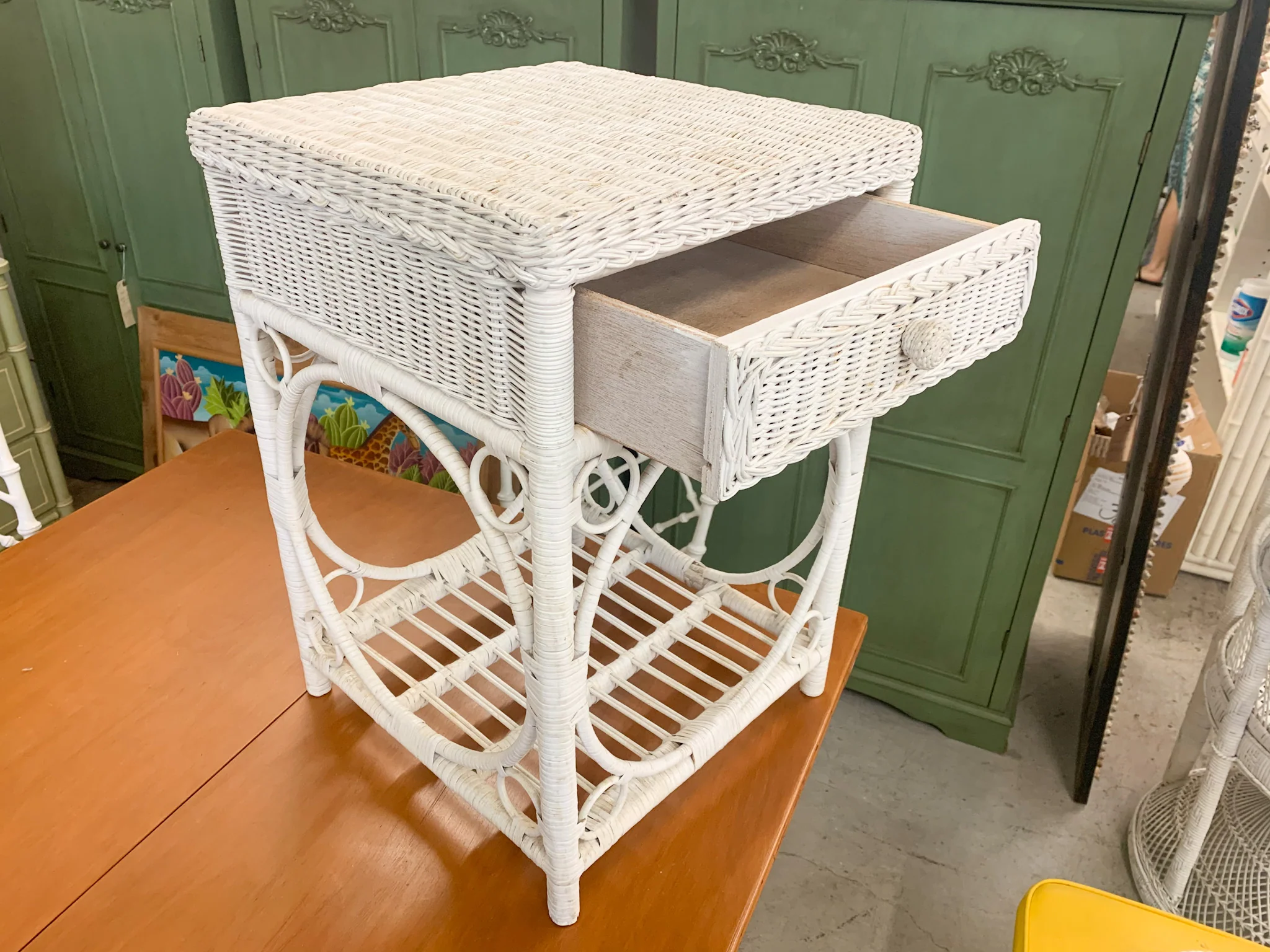 Pair of White Wicker Night Stands - Image 3