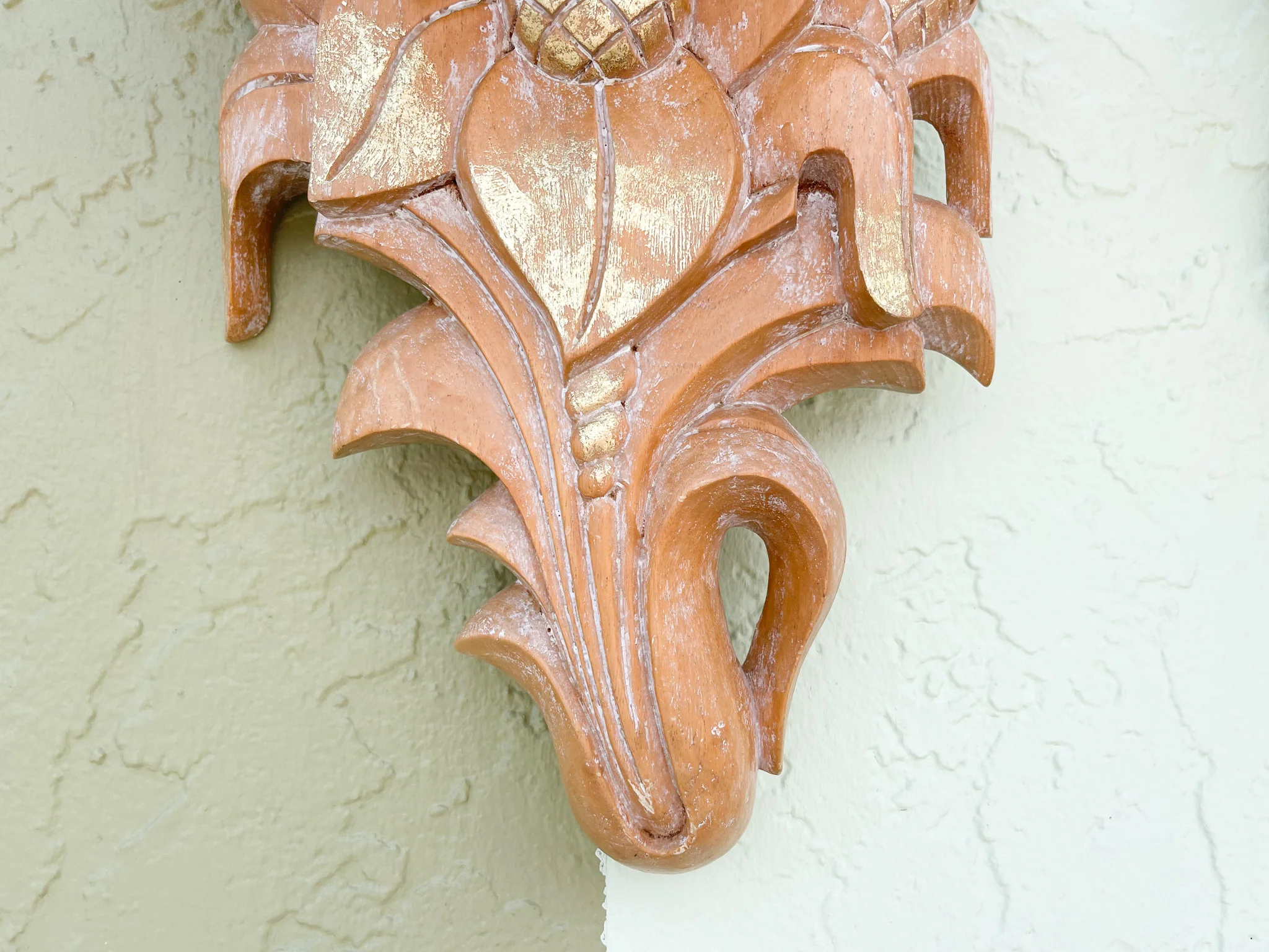 Pair of Wood Carved Pineapple Wall Shelves - Image 6