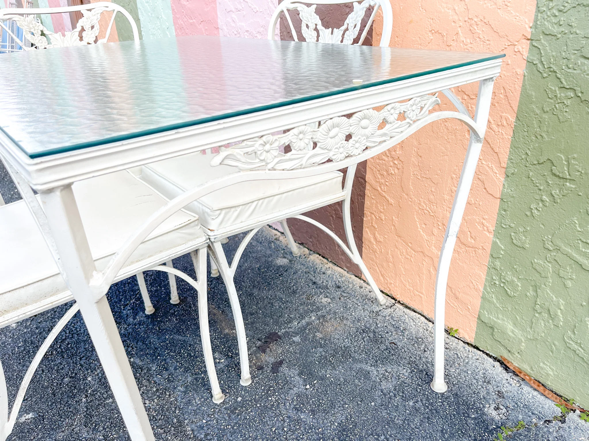 Palm Beach Chic Floral Outdoor Dining Set - Image 3