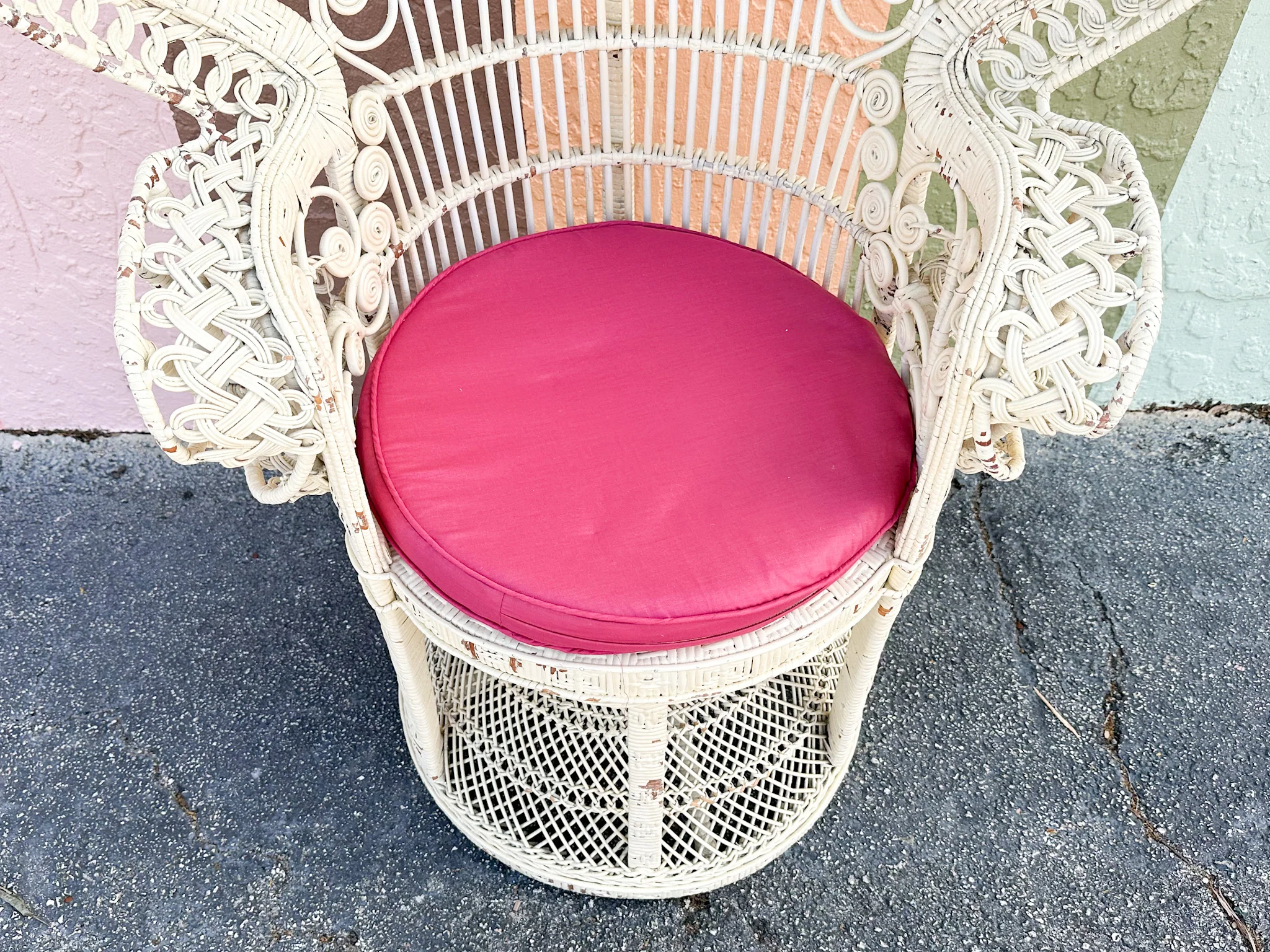 Palm Beach Style Peacock Chair - Image 3