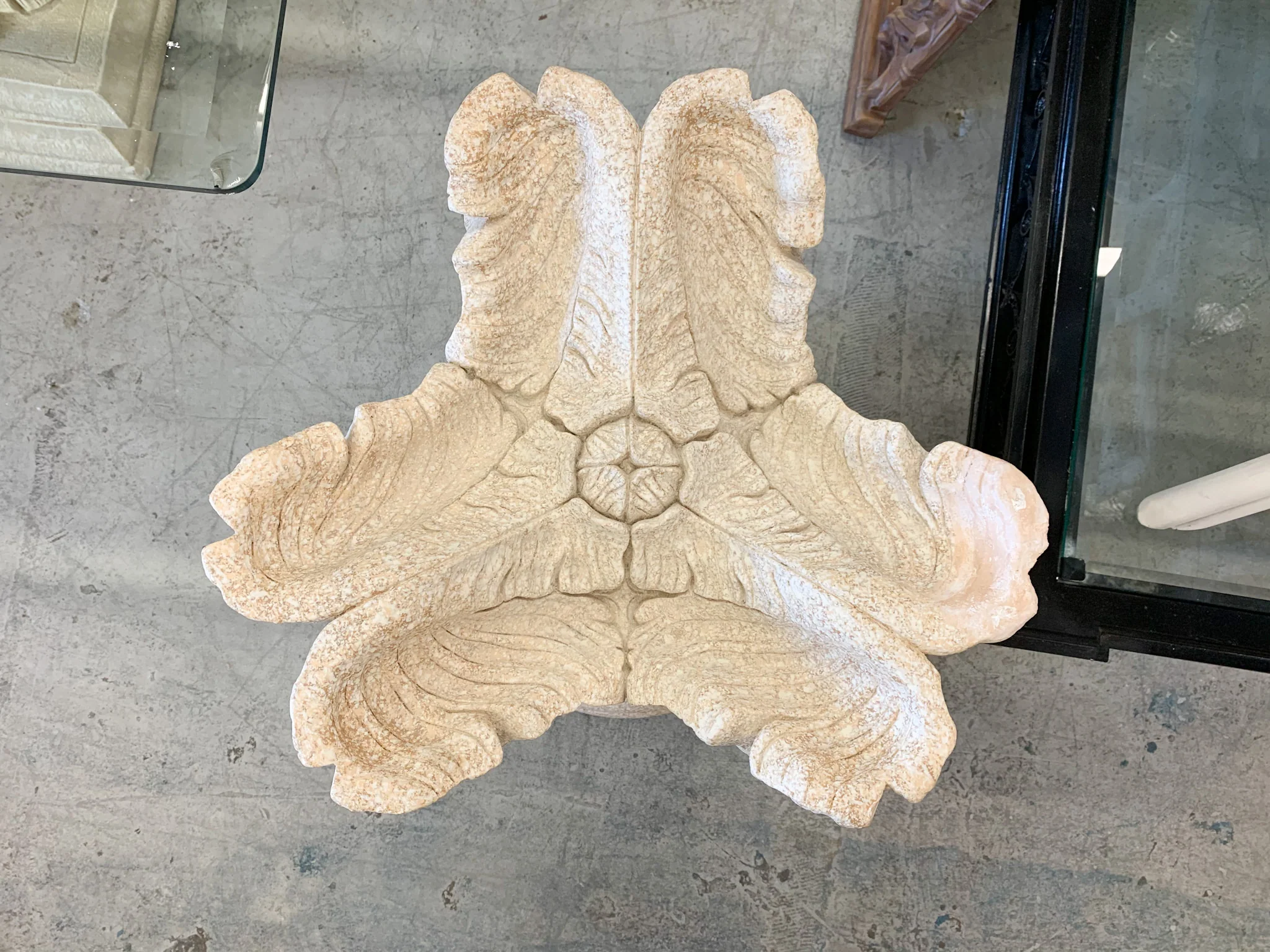 Palm Frond Entry Table - Image 4