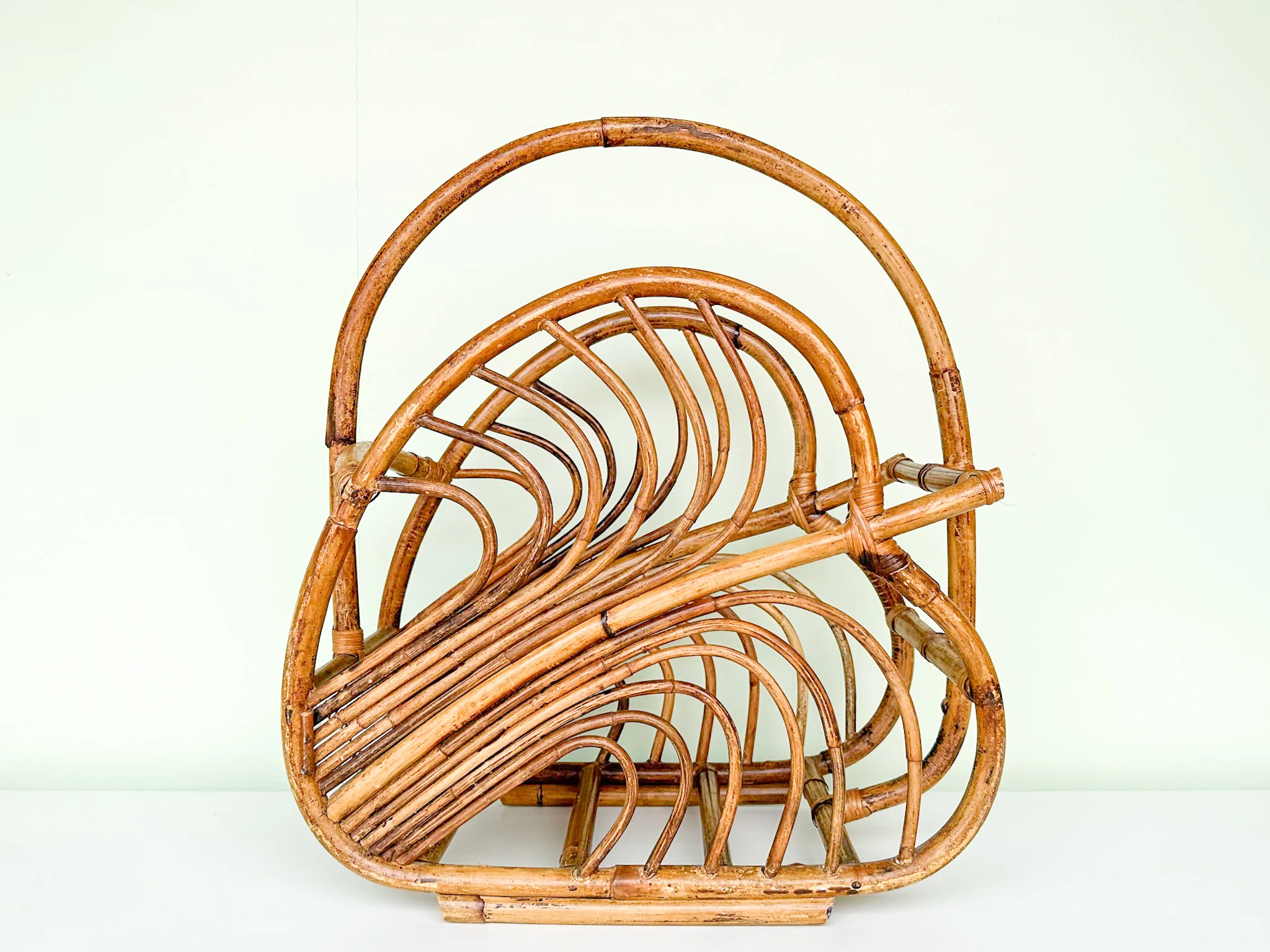 Palm Frond Rattan Magazine Rack - Image 7
