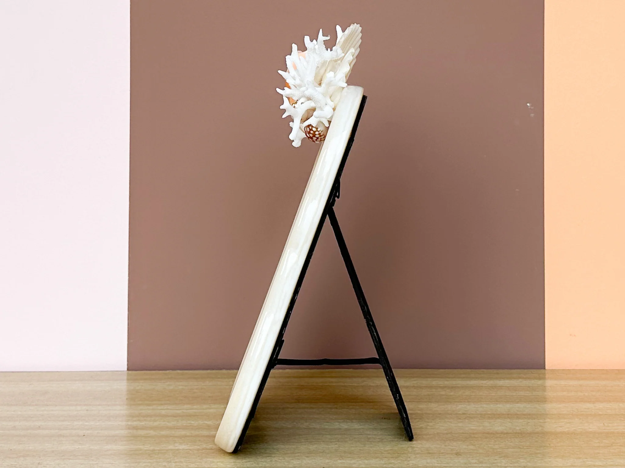Peach Conch and Coral Frame - Image 5