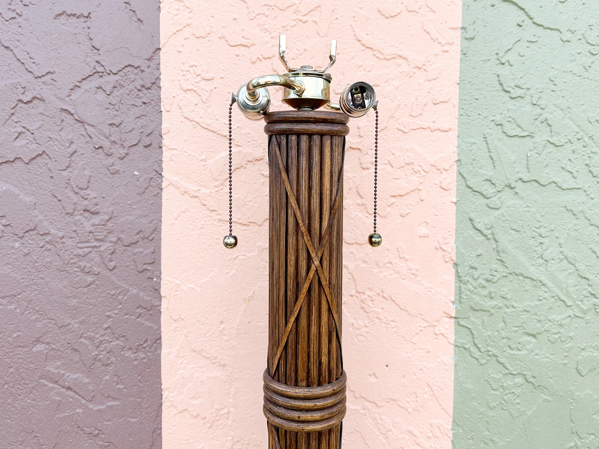 Pencil Reed Column Lamp - Image 4