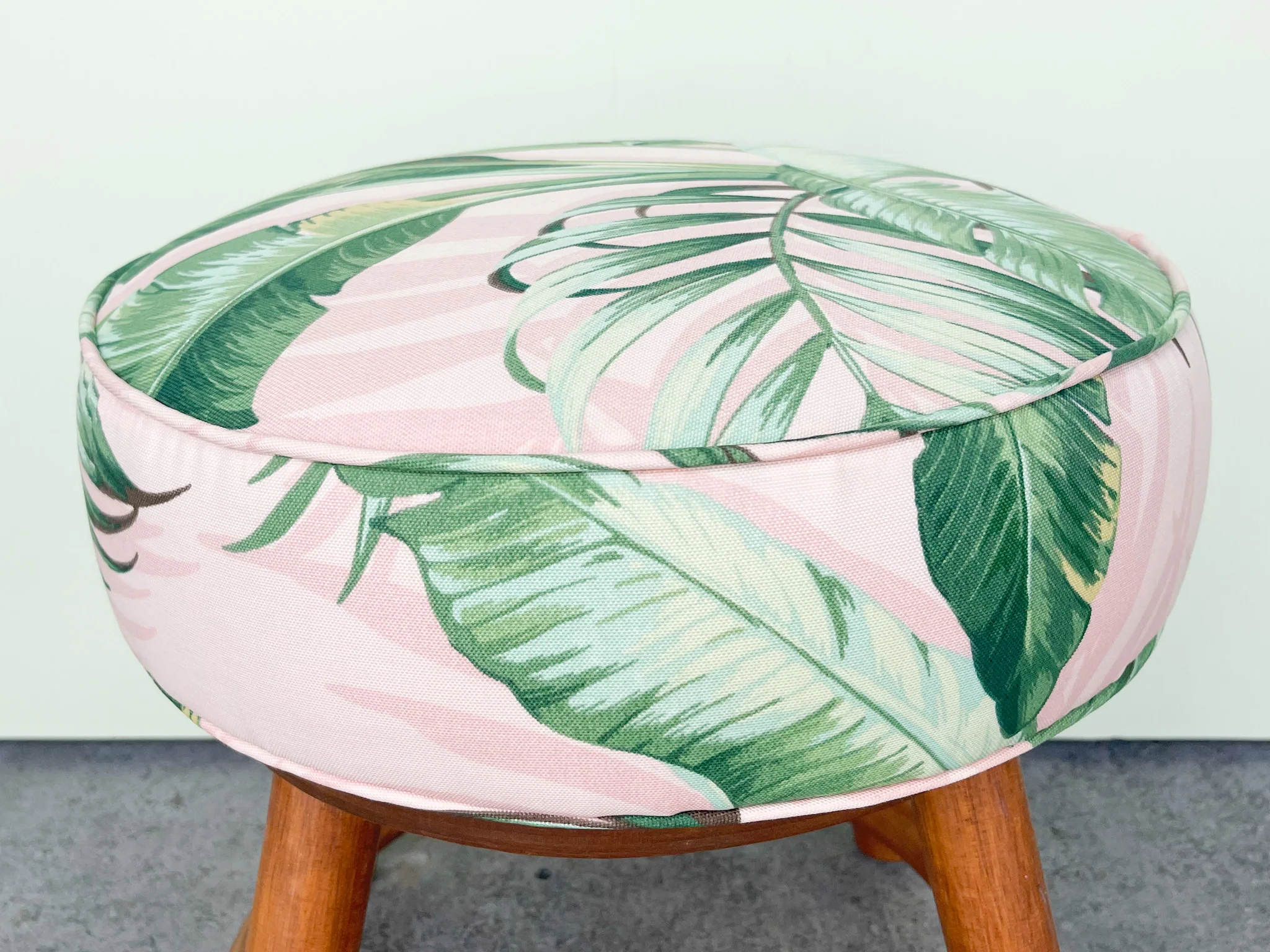 Kips Bay Show House Petite Rattan Palm Foot Stool - Image 3
