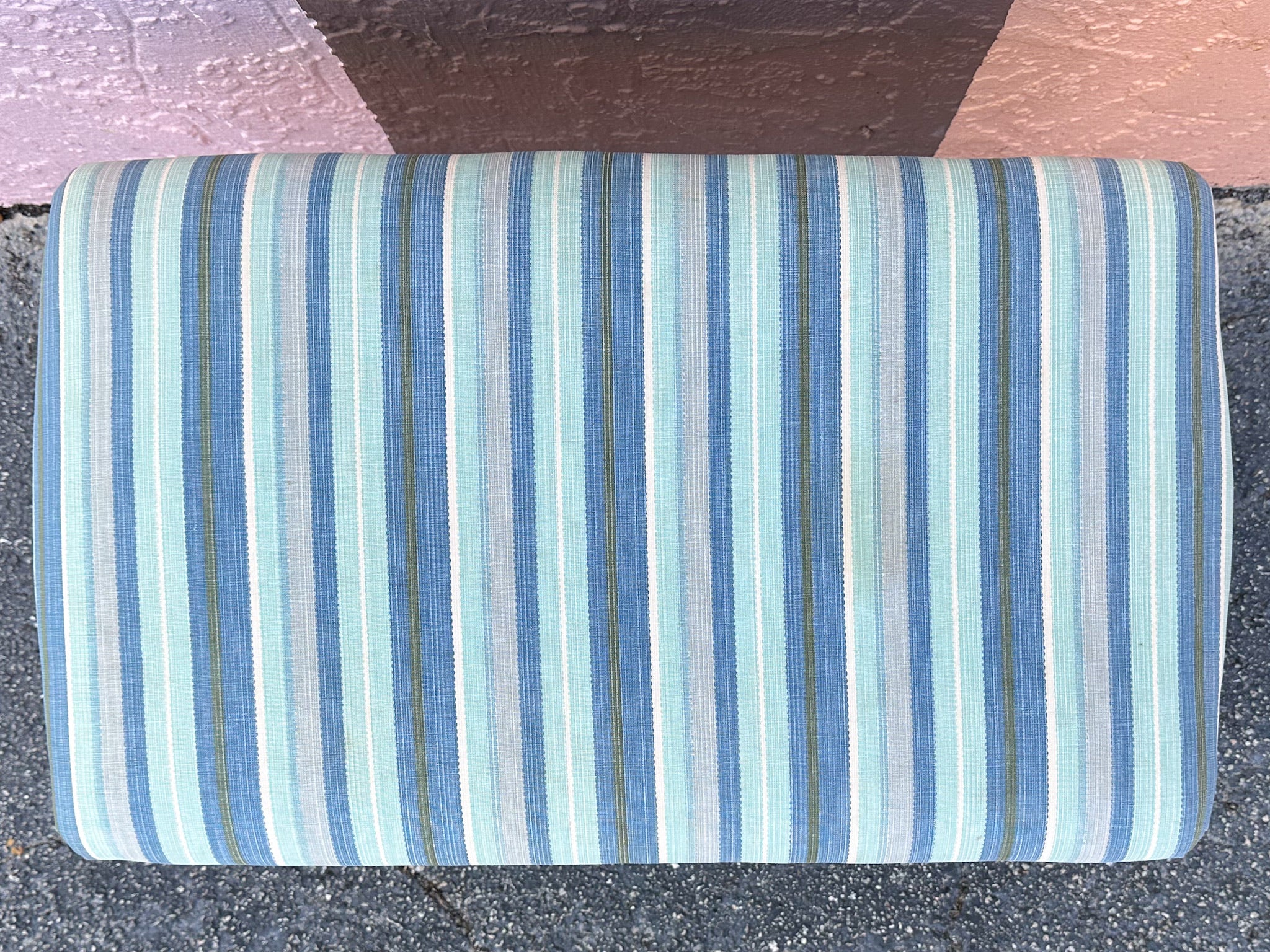 Petite Regency Style Bench - Image 2