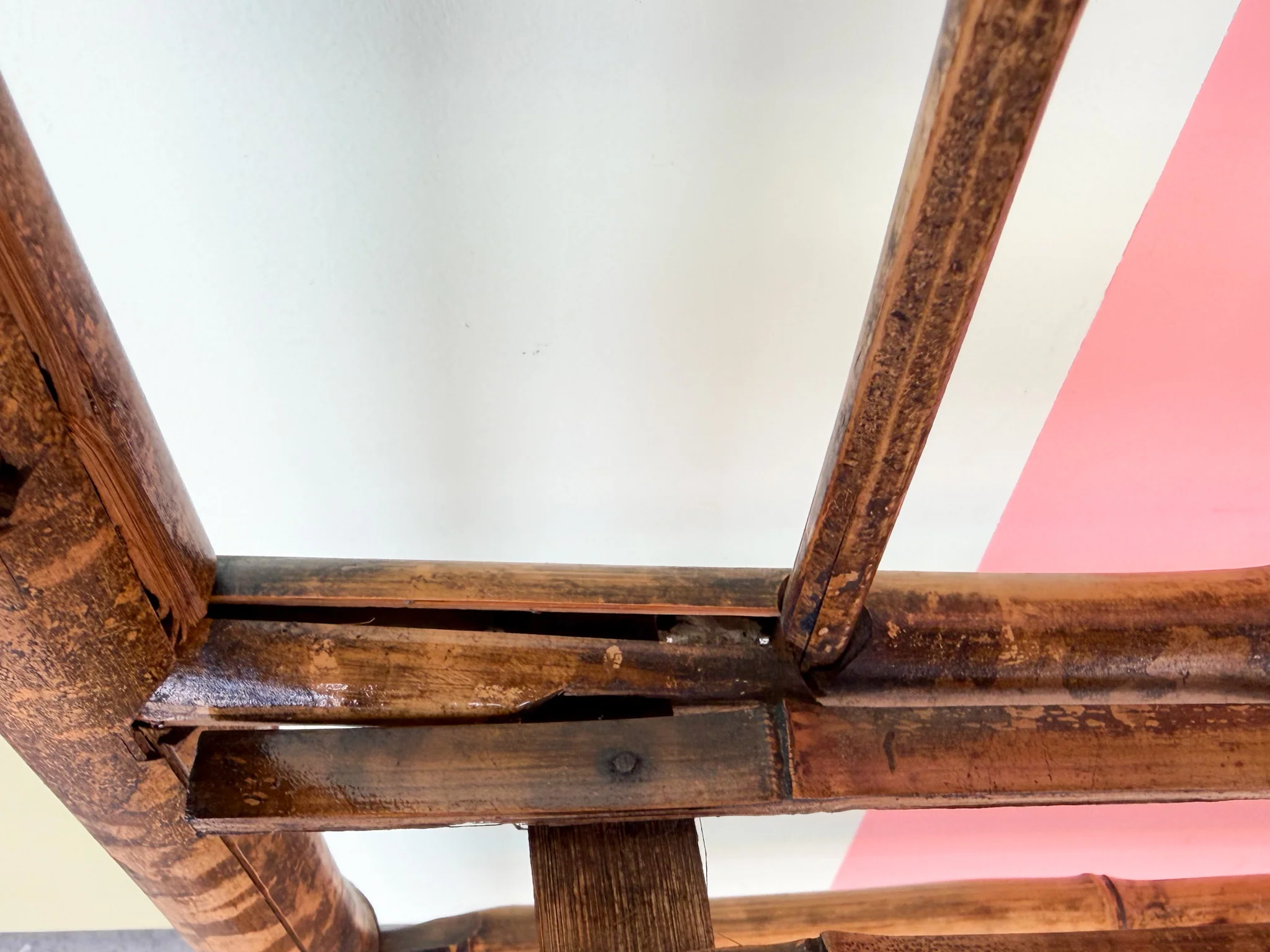 Petite Tortoiseshell Rattan Etagere - Image 13