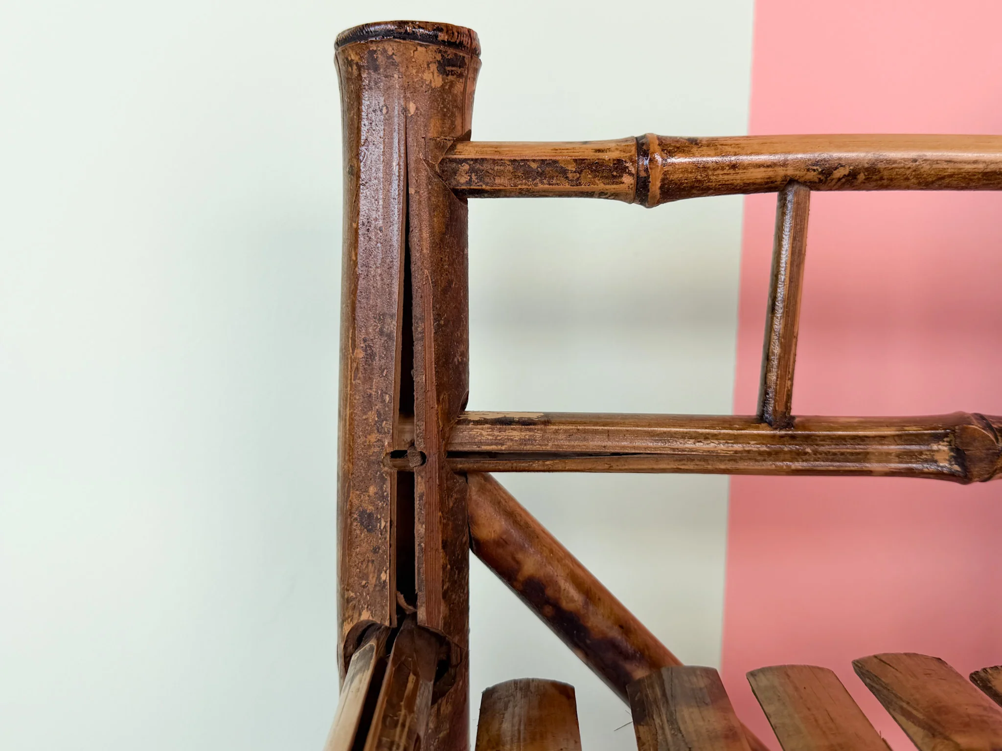 Petite Tortoiseshell Rattan Etagere - Image 14