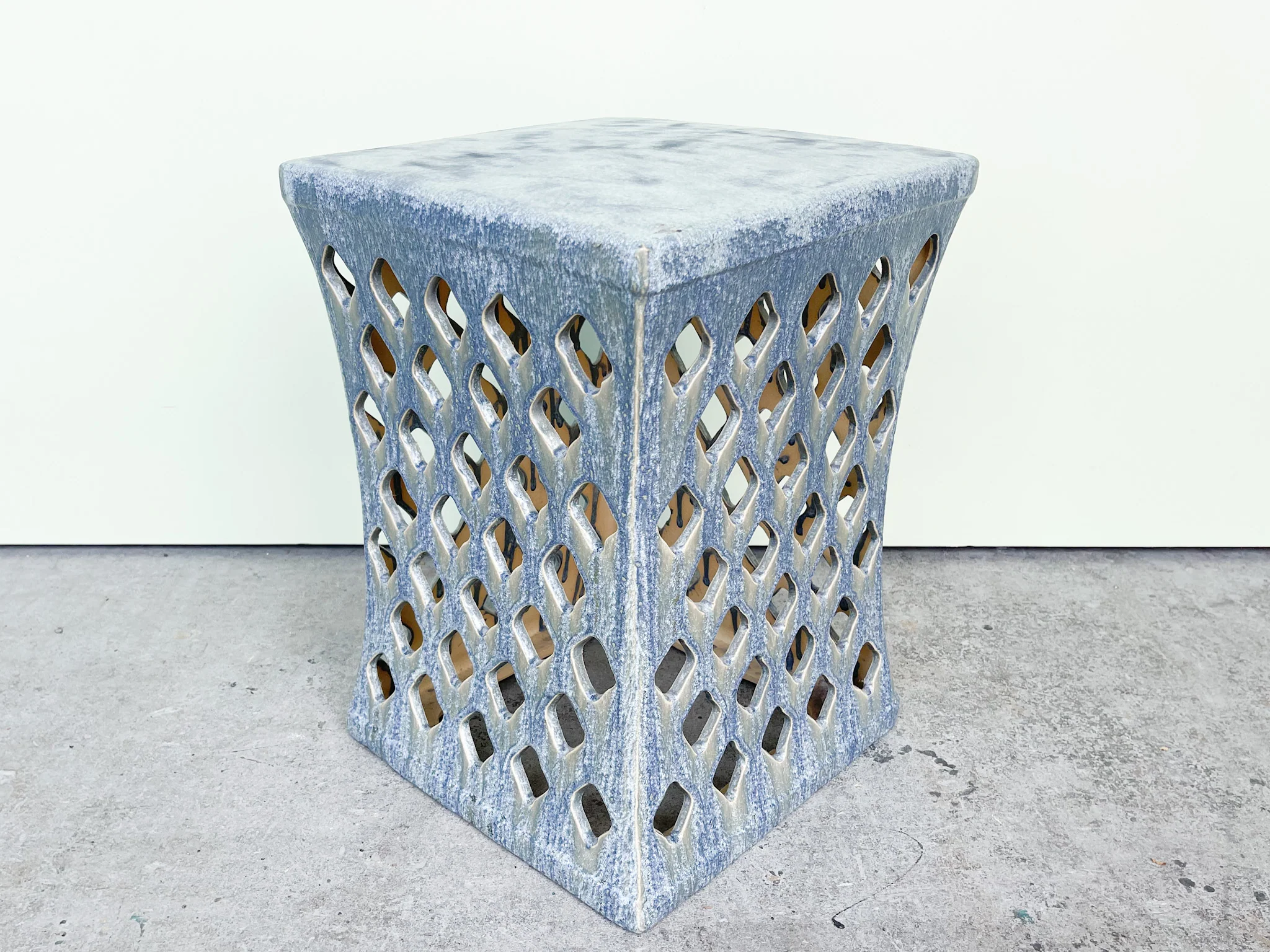 Pierced Garden Seat - Image 3