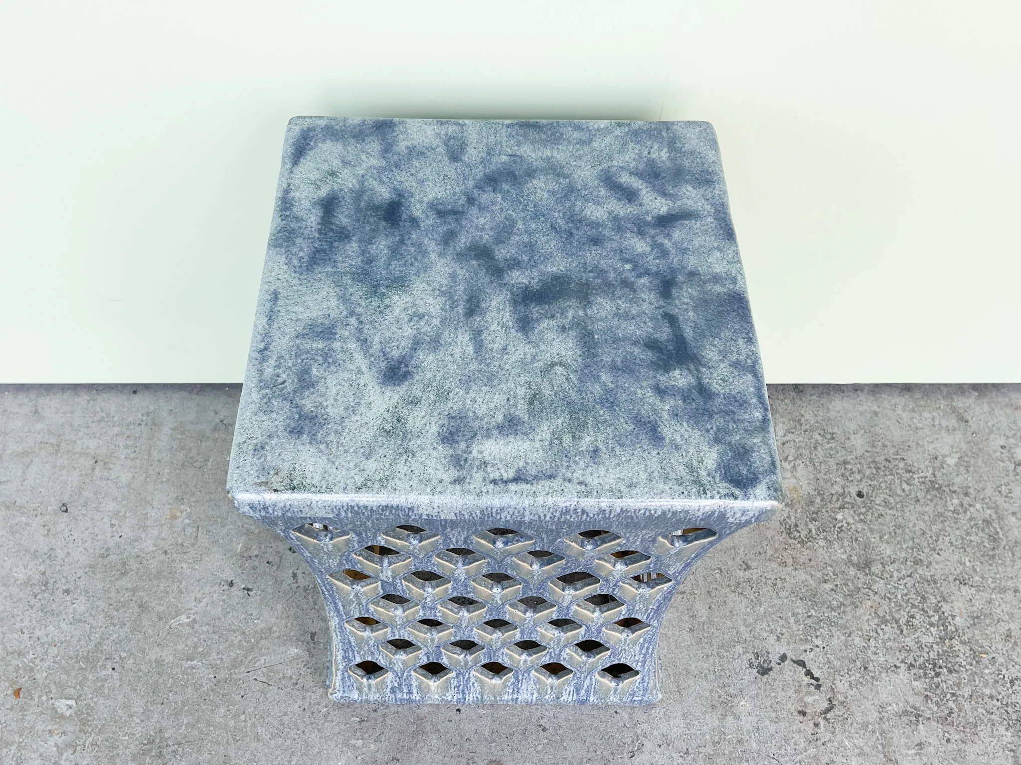 Pierced Garden Seat - Image 4