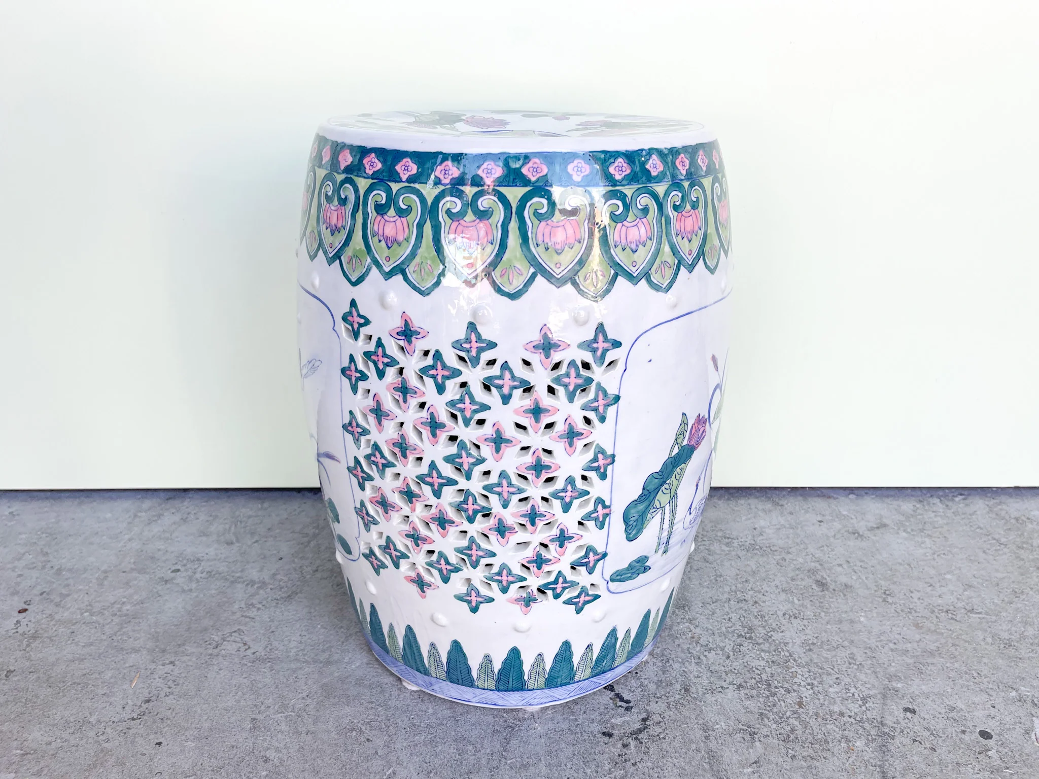Pierced Lotus Flower Garden Seat - Image 2