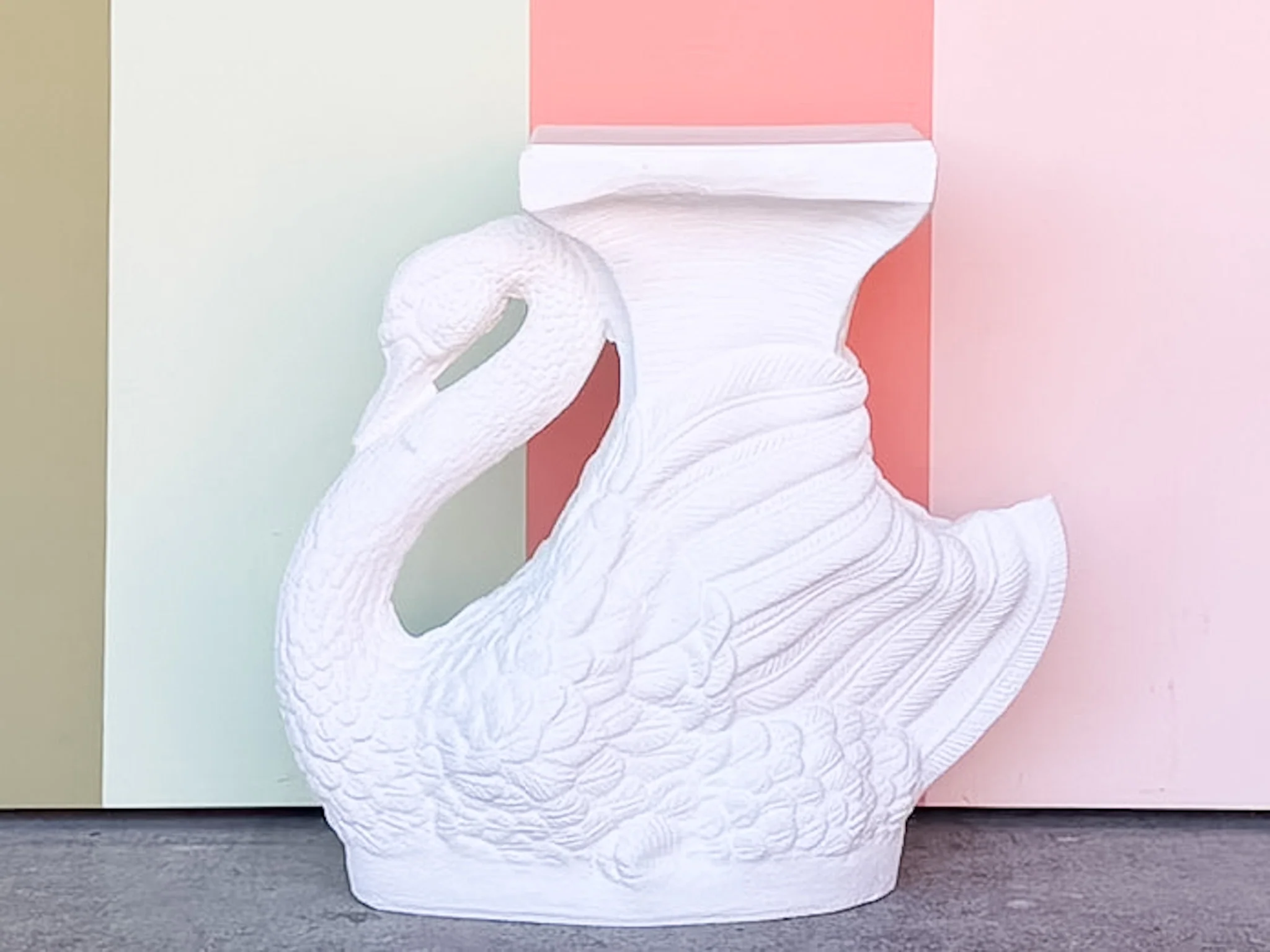 Plaster Swan Garden Seat - Image 4
