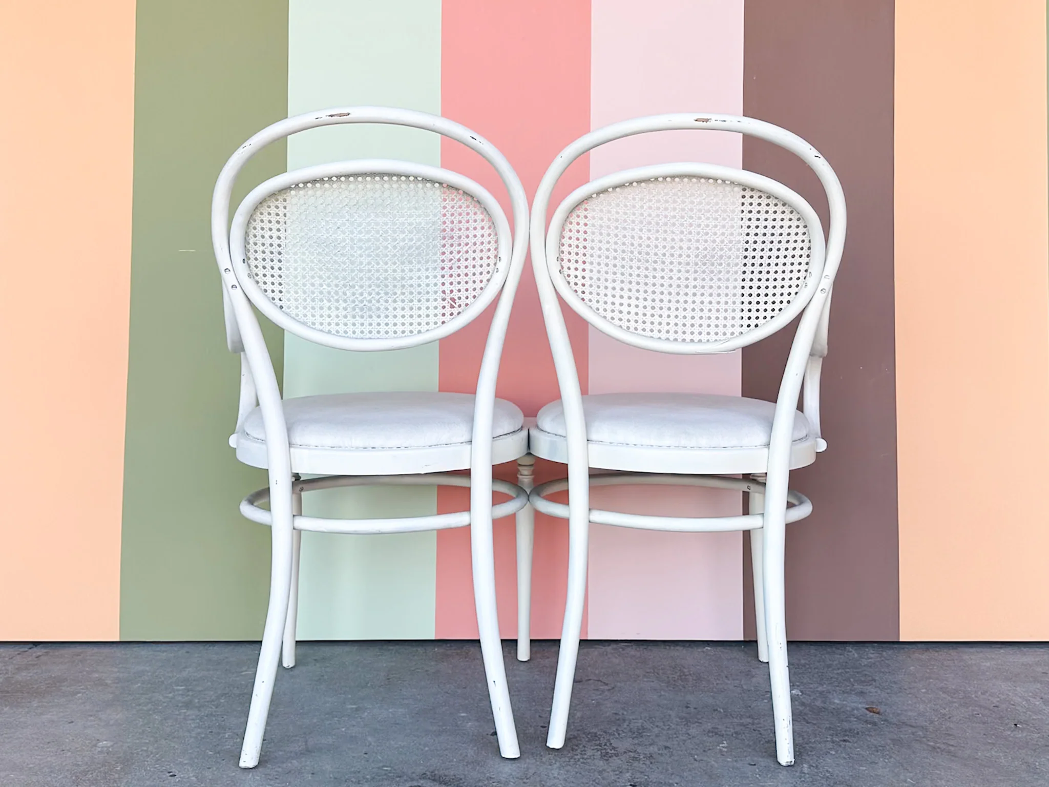 Rattan and Cane Sweetheart Bench - Image 3