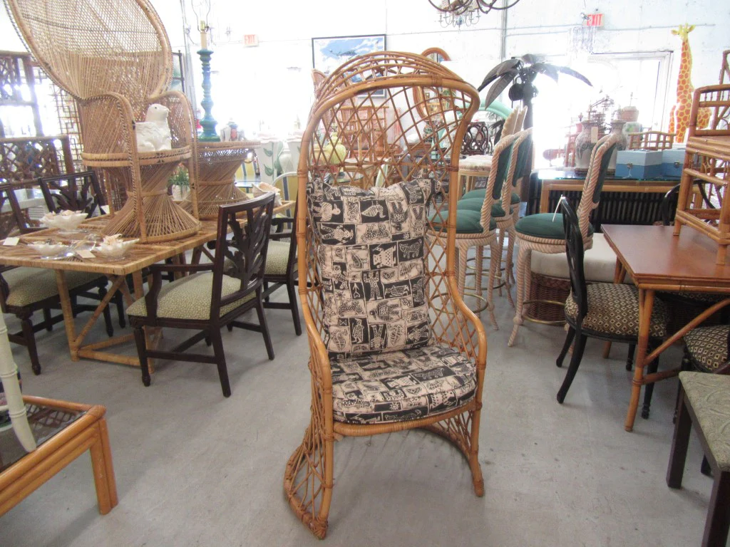 Rattan Diamond Pattern Hooded Chair - Image 9