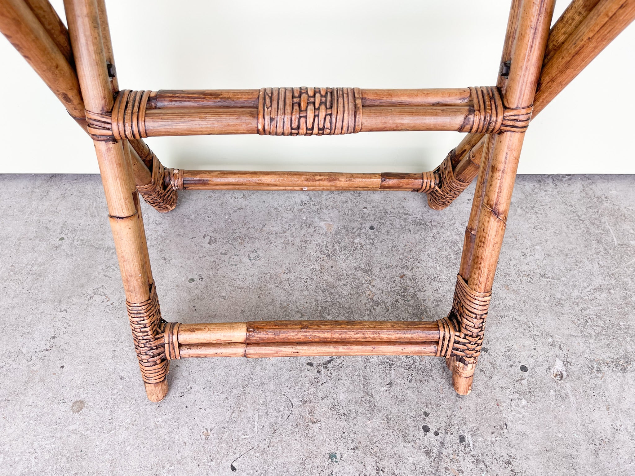 Rattan Luggage Rack - Image 4