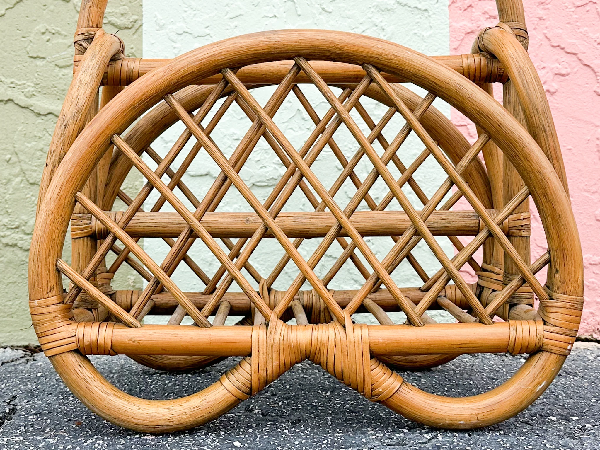 Rattan Magazine Rack - Image 3