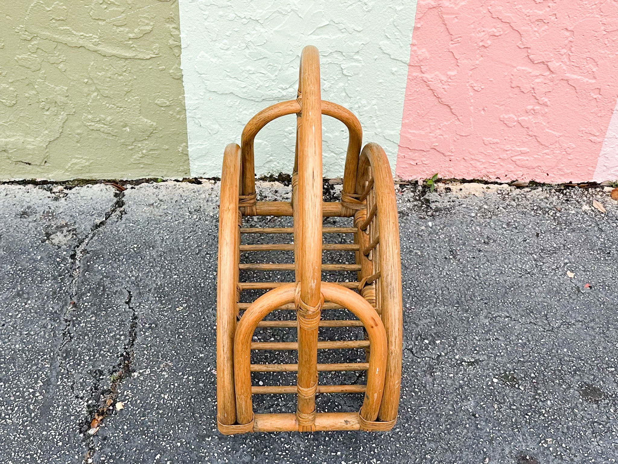 Rattan Magazine Rack - Image 4