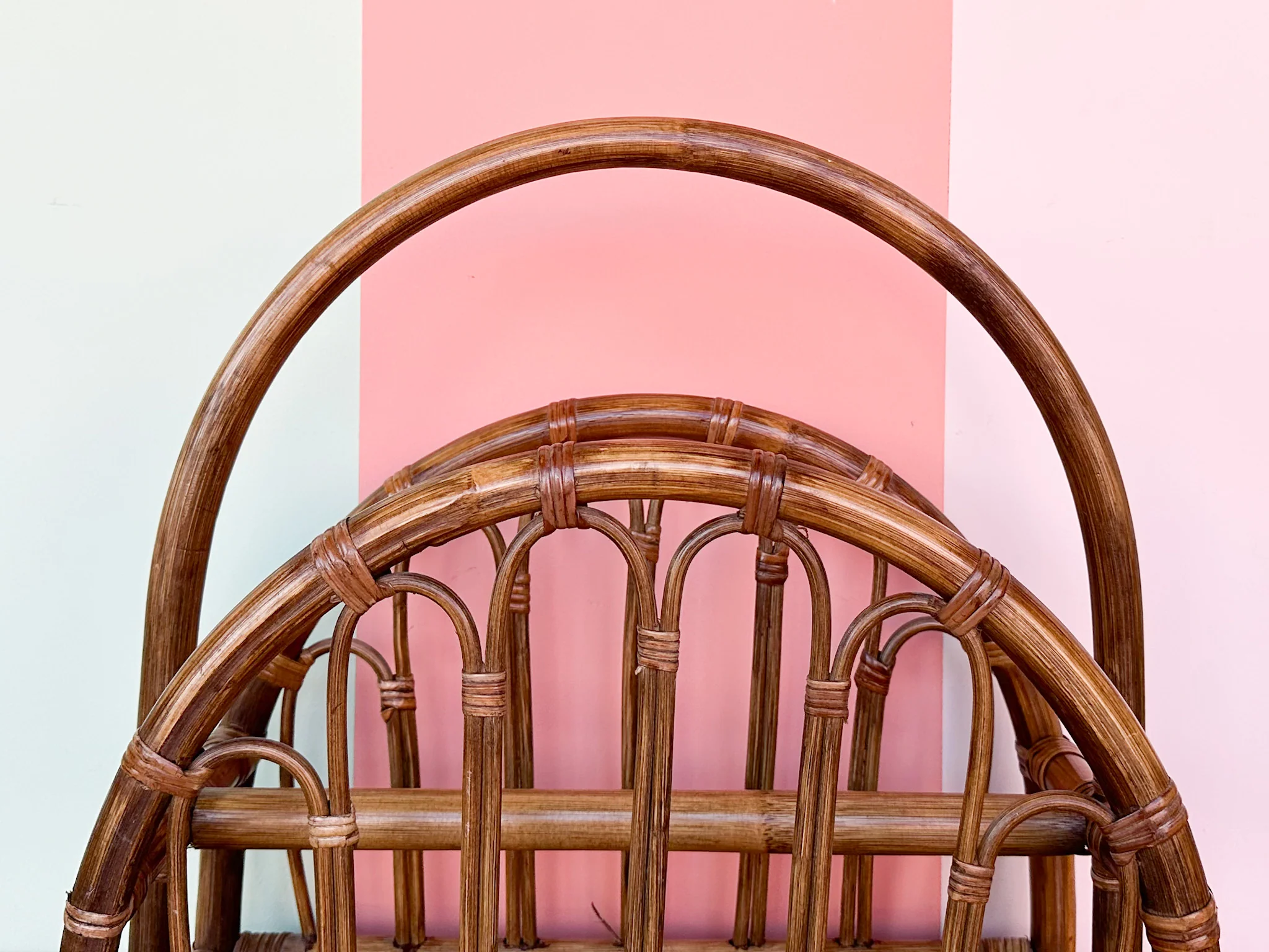 Rattan Magazine Rack - Image 4