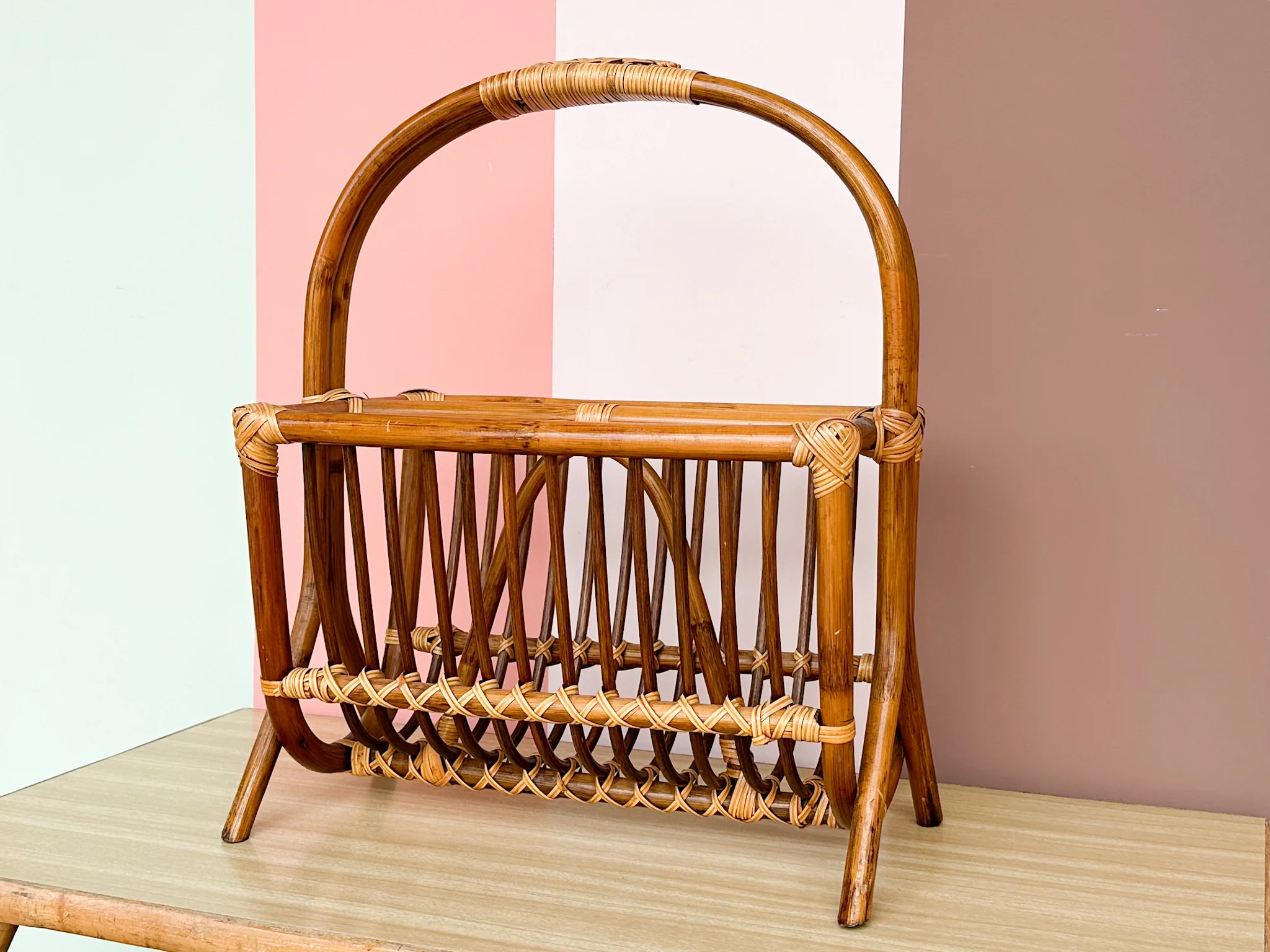 Rattan Magazine Rack - Image 3