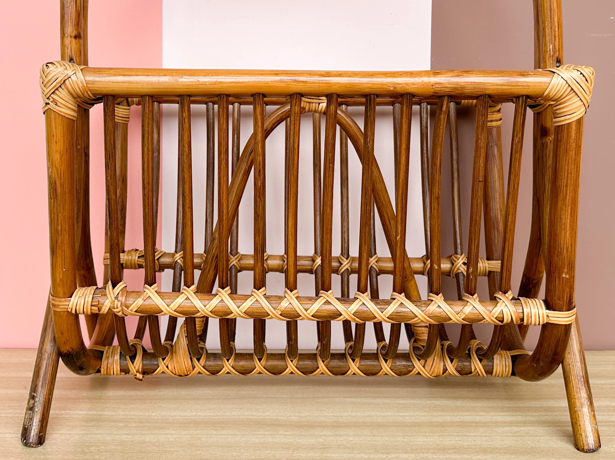Rattan Magazine Rack - Image 6