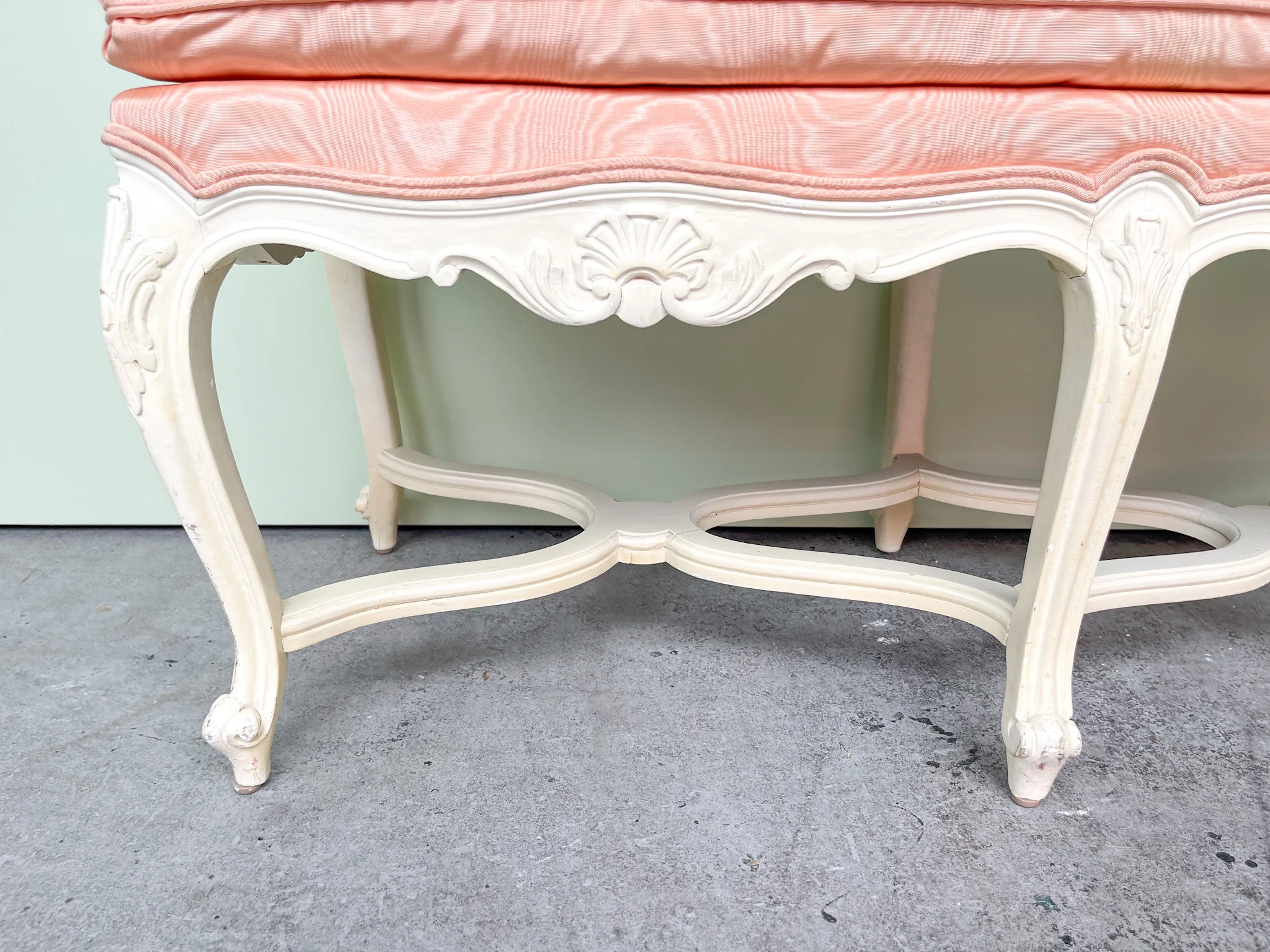 Regency Chic Shell Motif Bench - Image 3