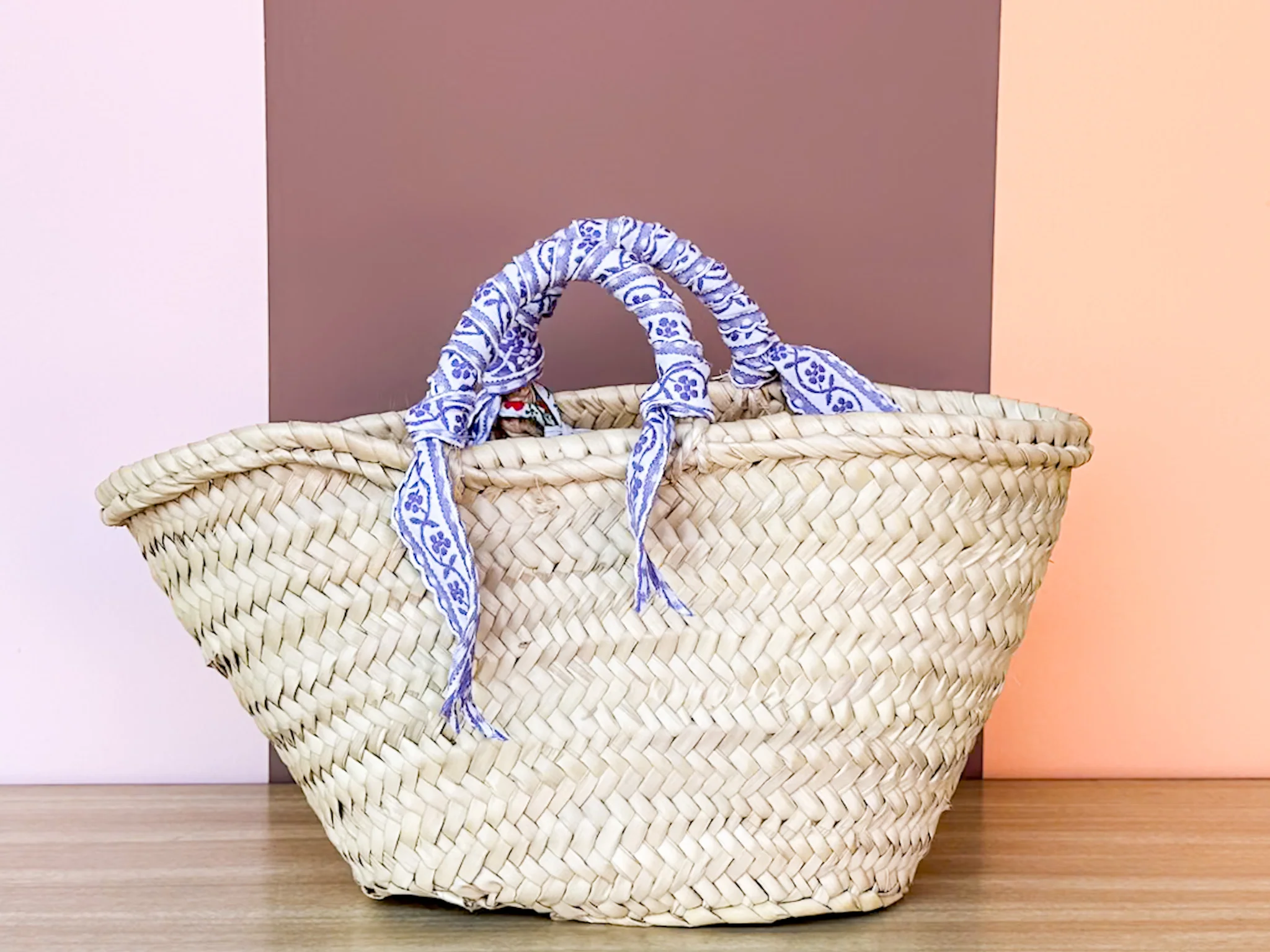Sarah Bray Bermuda Petite Lavender Tote - Image 4