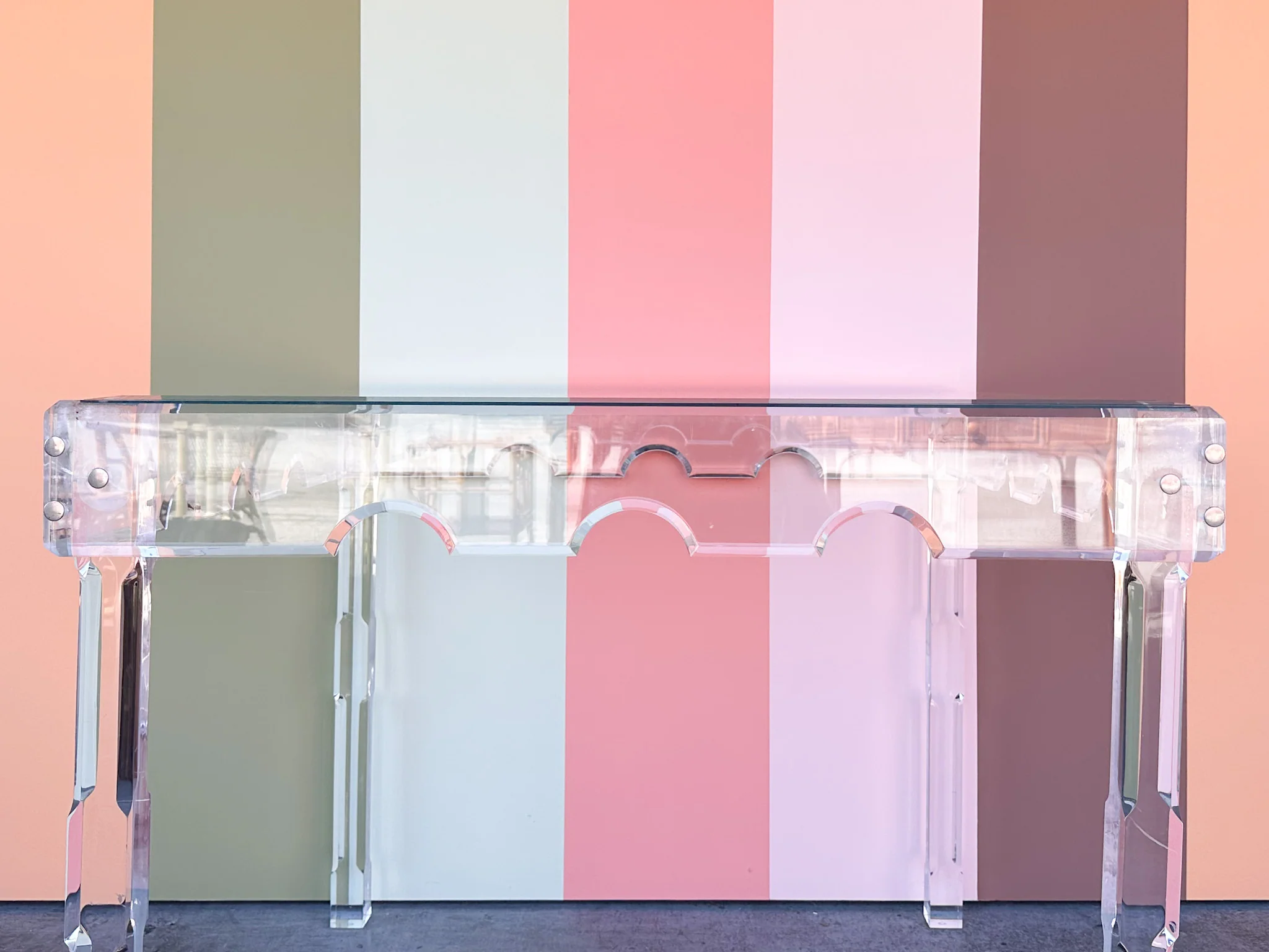 Scalloped Lucite Game Table - Image 9