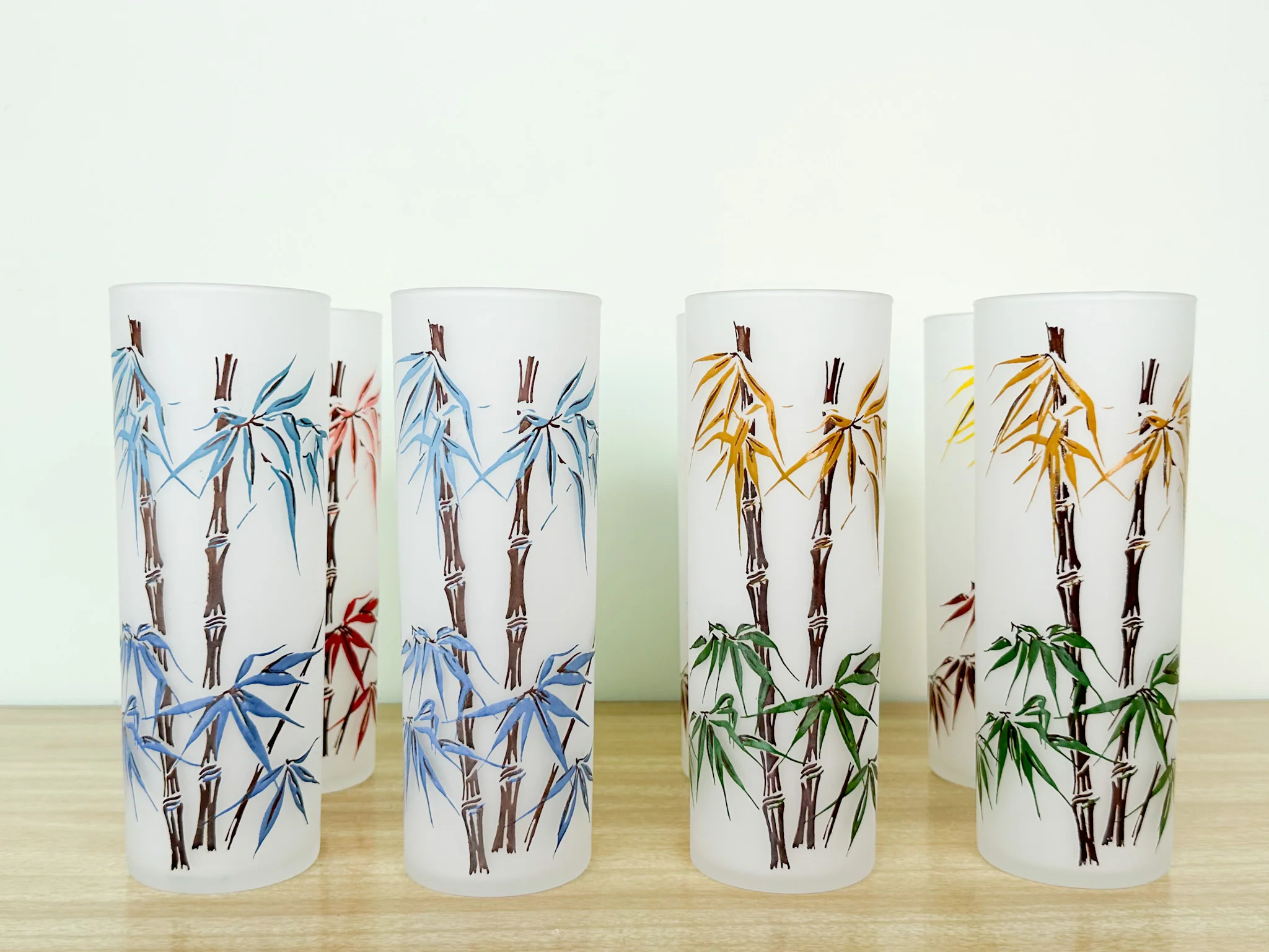 Set of Eight Federal Glass Frosted Bamboo Glassware - Image 3