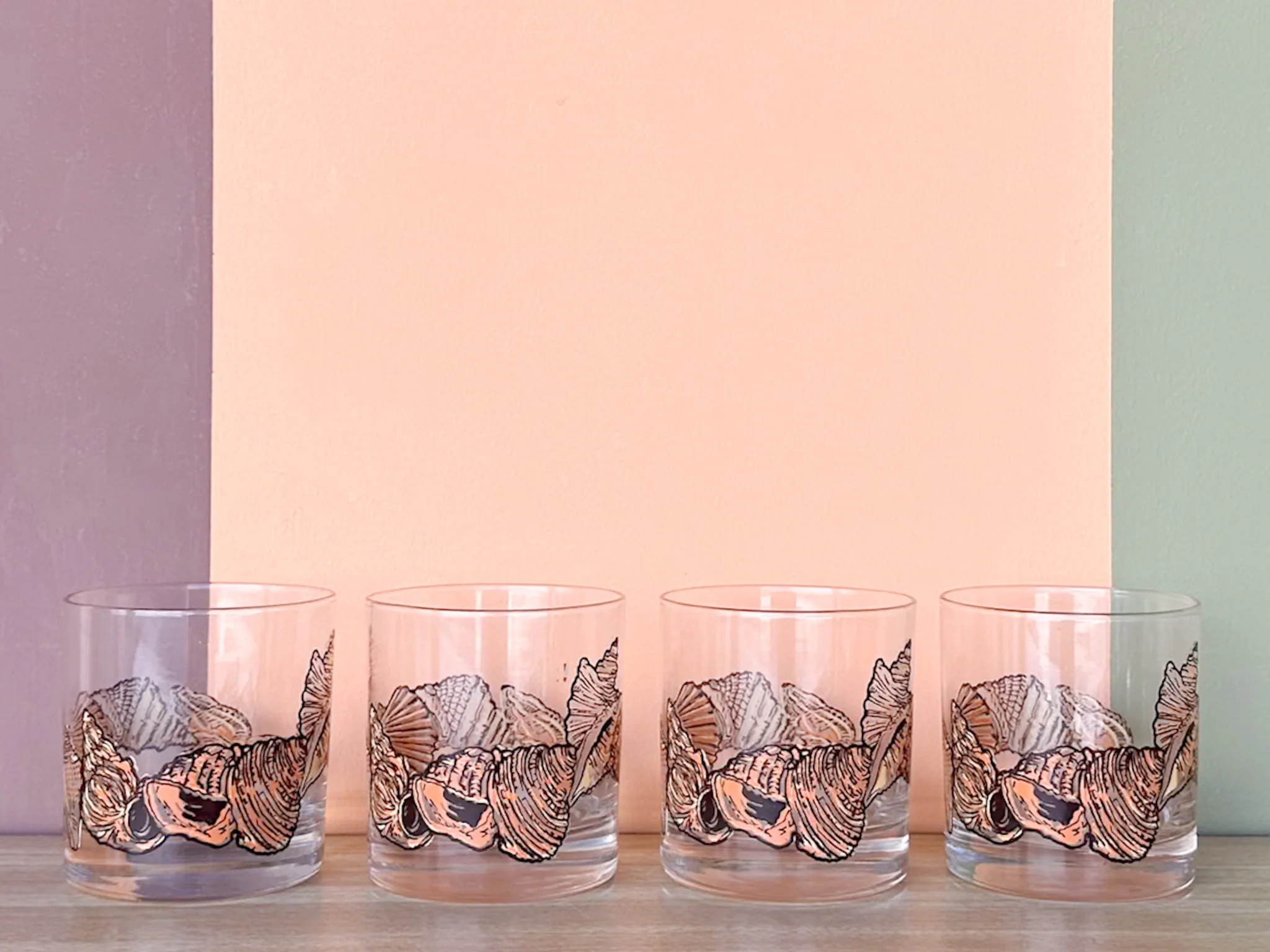 Set of Eight Seashell Rocks Glassware - Image 3