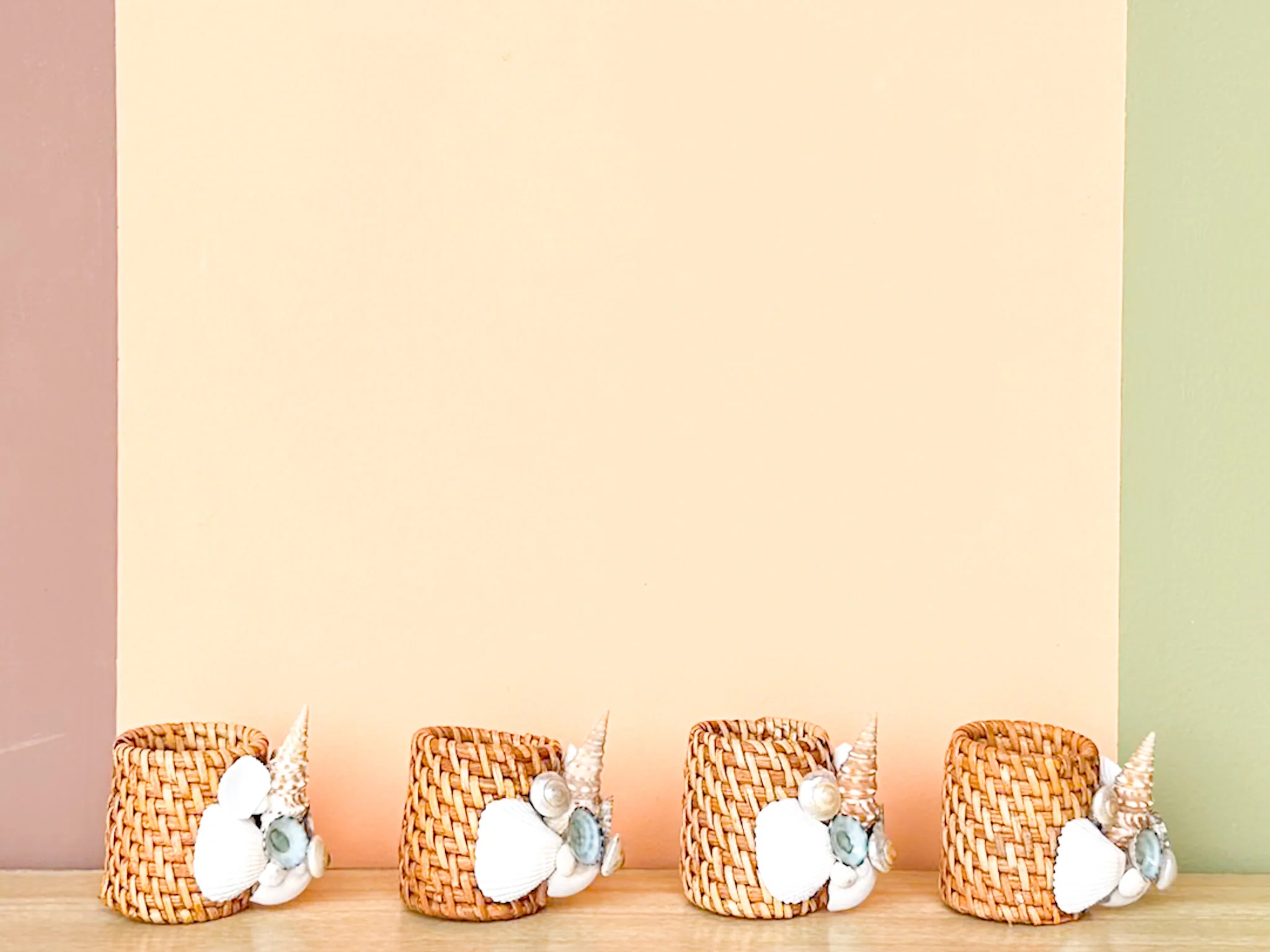 Set of Eight Shellegance Napkin Rings - Image 9