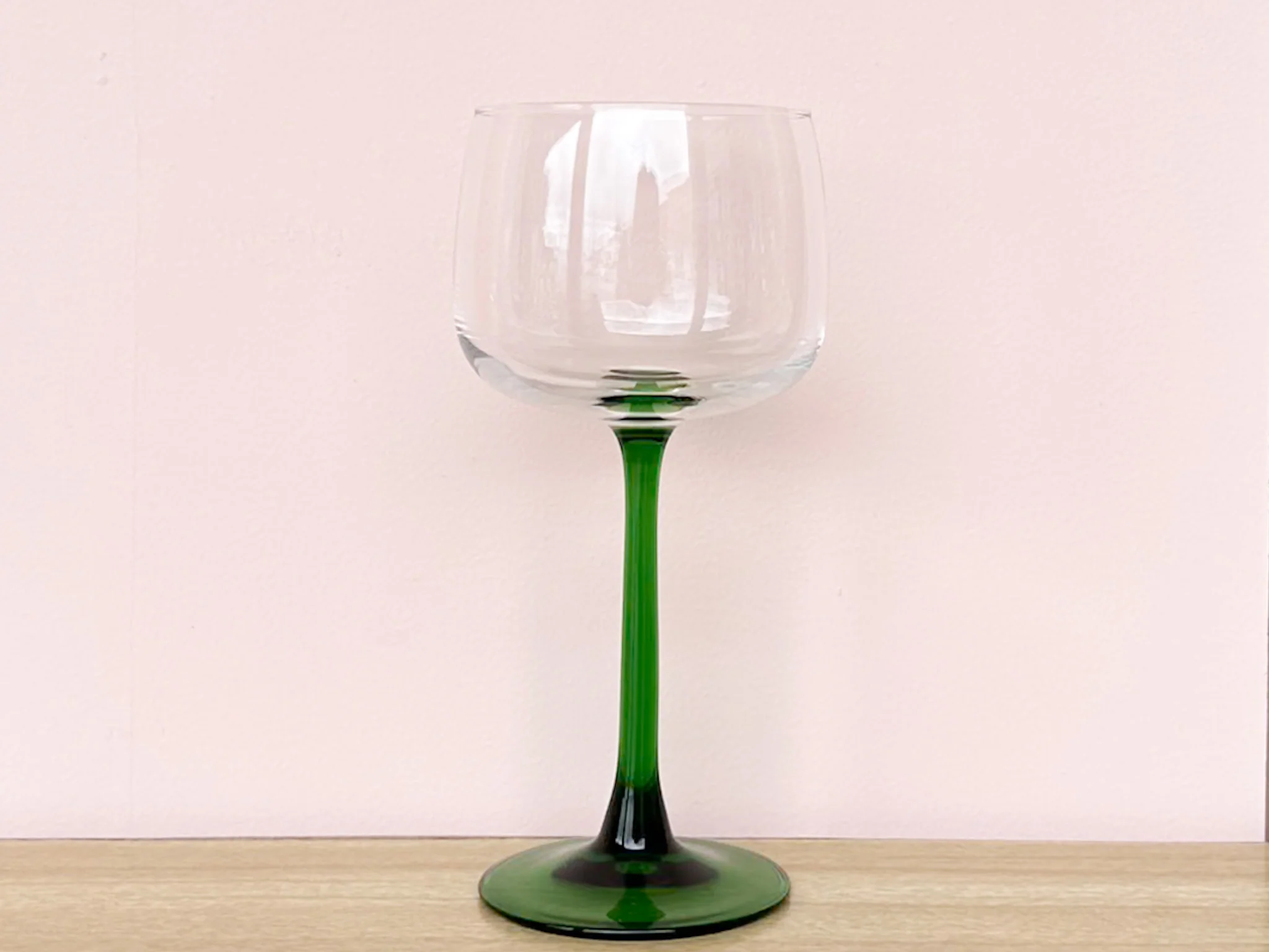 Set of Nine French Green Wine Glassware - Image 5