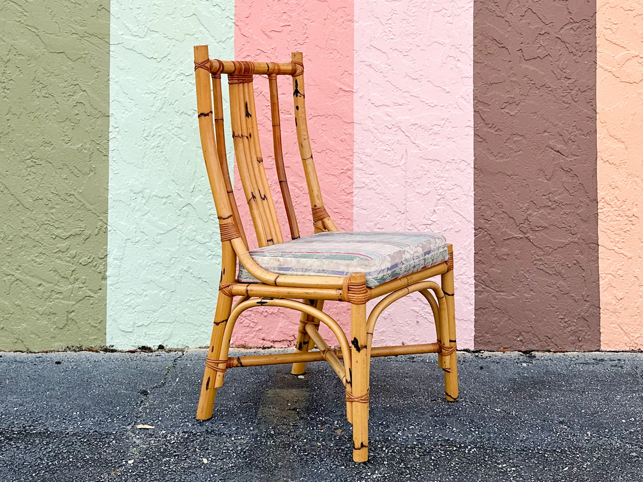 Set of Six Old Florida Rattan Dining Chairs - Image 17
