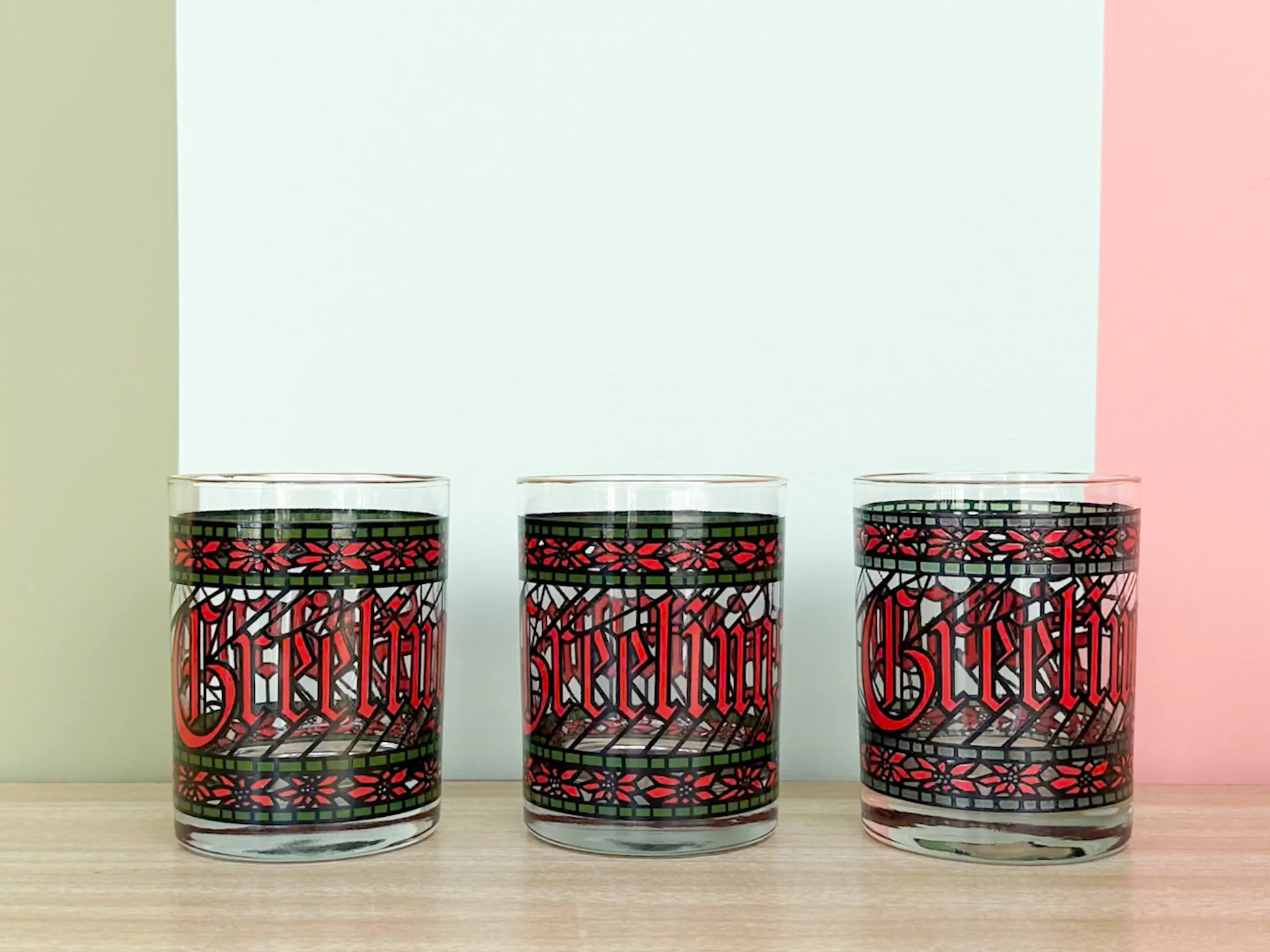 Set of Six Seasons Greetings Glassware - Image 3