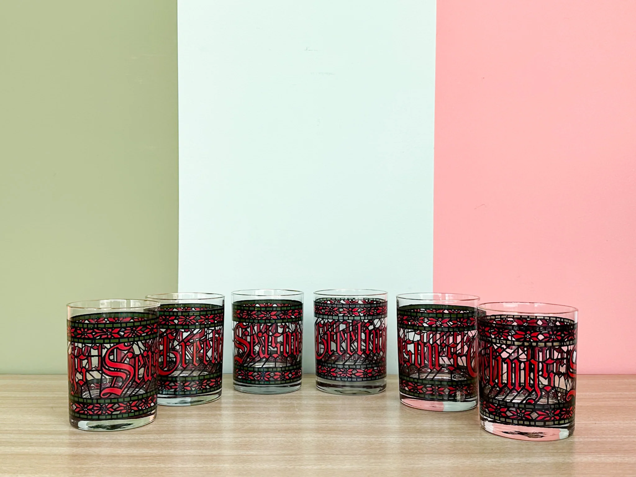 Set of Six Seasons Greetings Glassware - Image 4