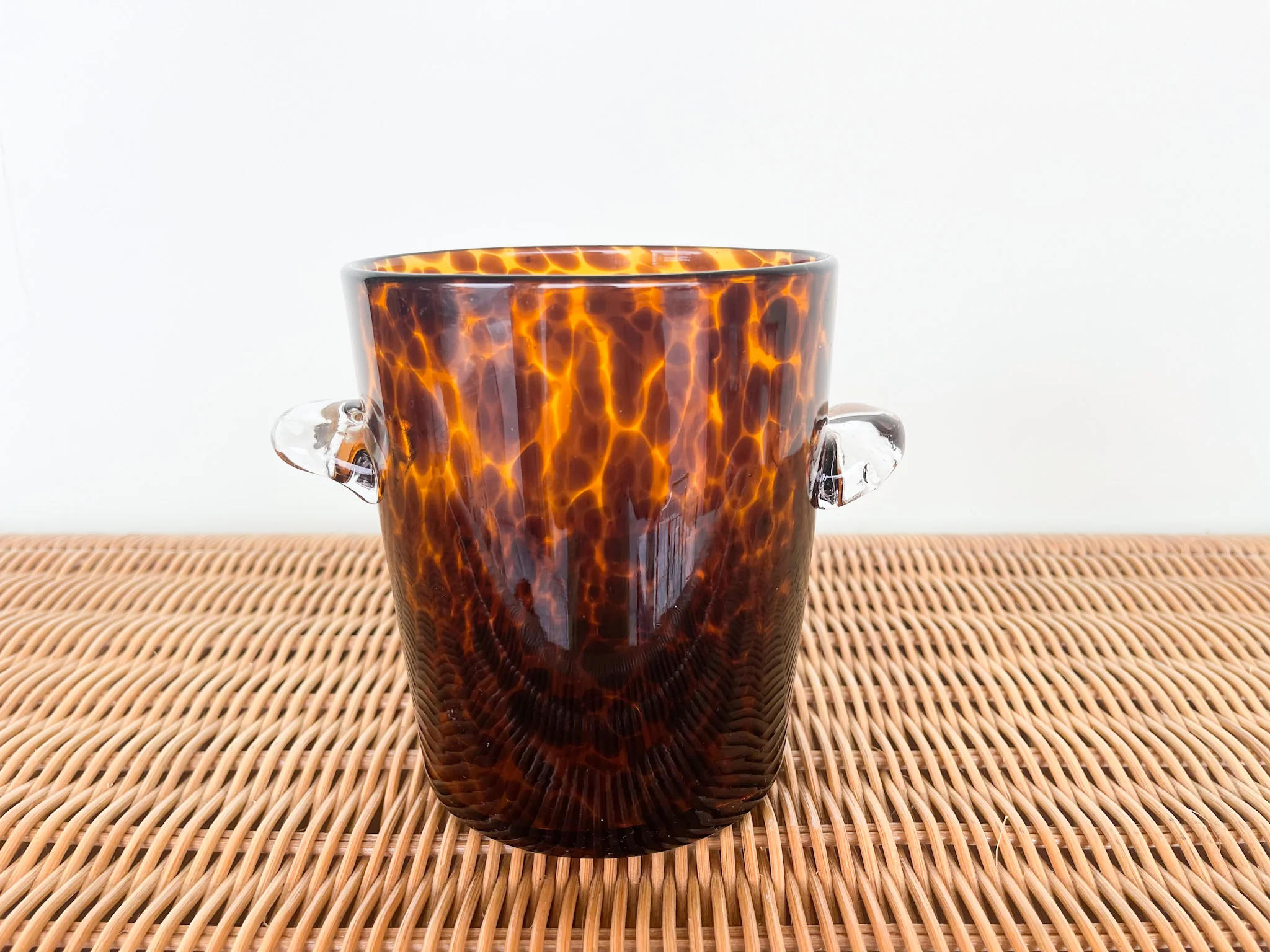 Set of Six Tortoiseshell Glasses and Ice Bucket - Image 3