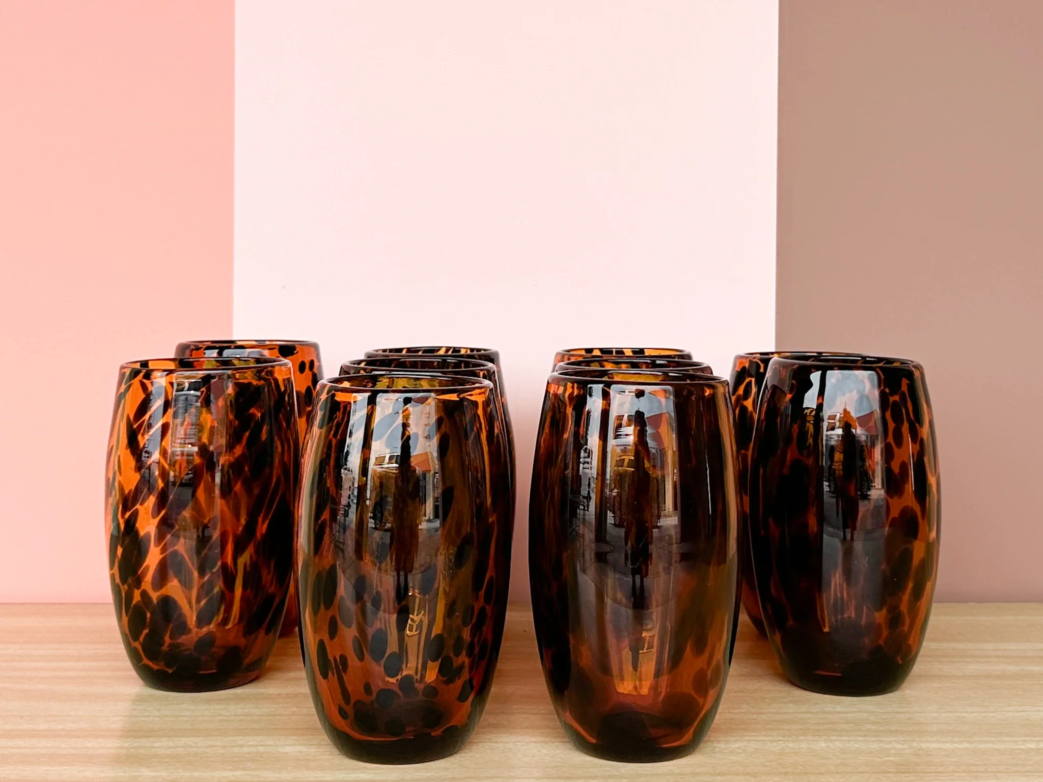 Set of Ten Tortoiseshell Glassware - Image 2