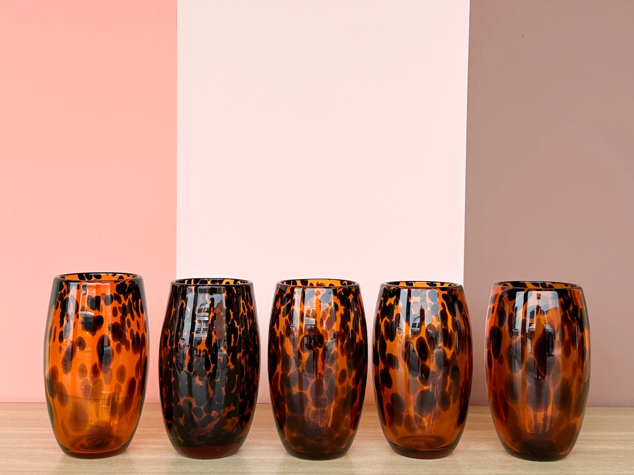 Set of Ten Tortoiseshell Glassware - Image 3
