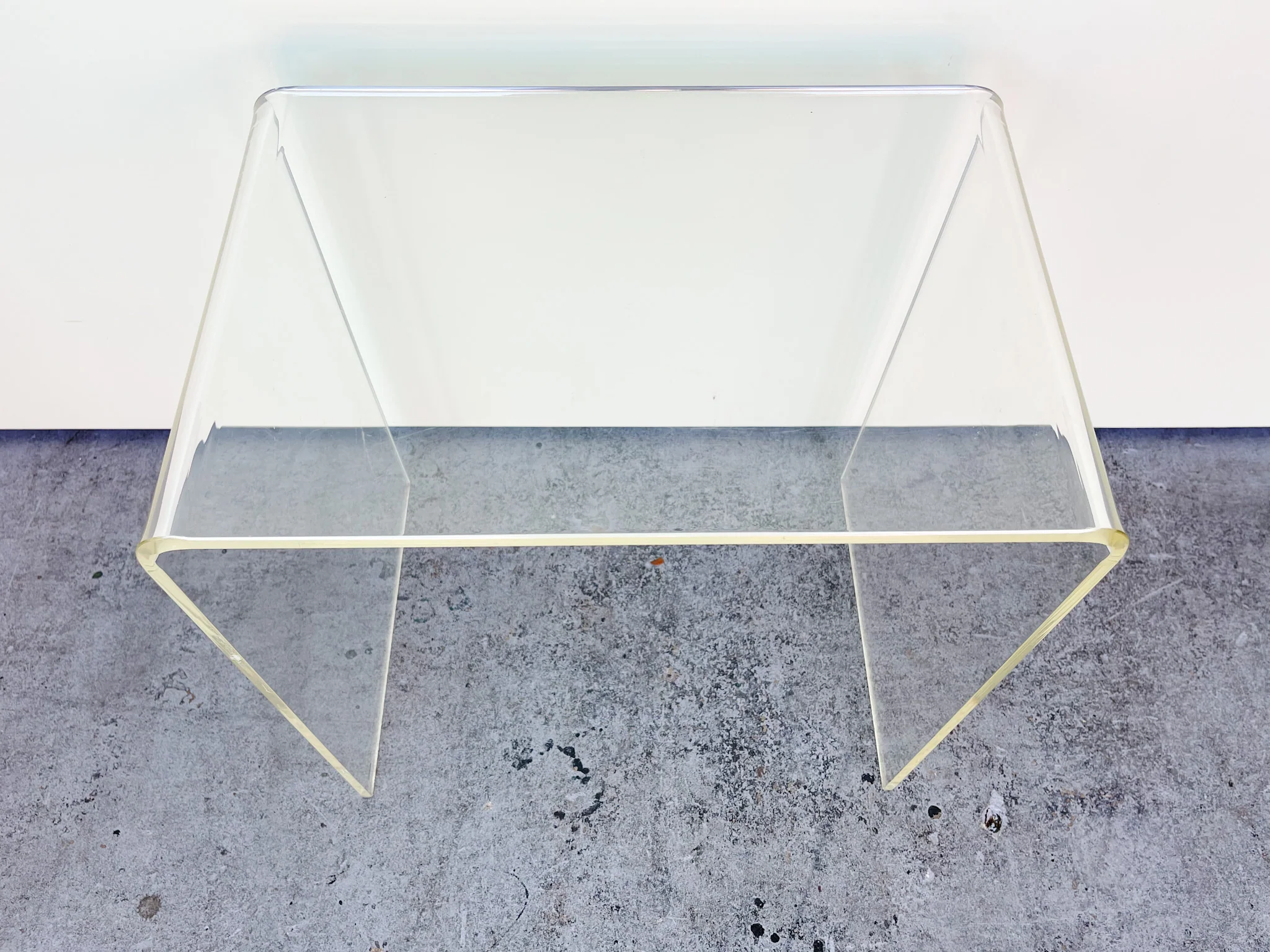 Set of Three Lucite Nesting Tables - Image 4