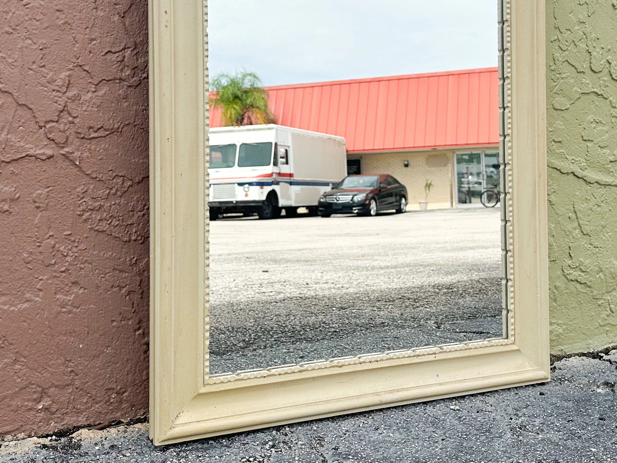Shell Motif Mirror - Image 8