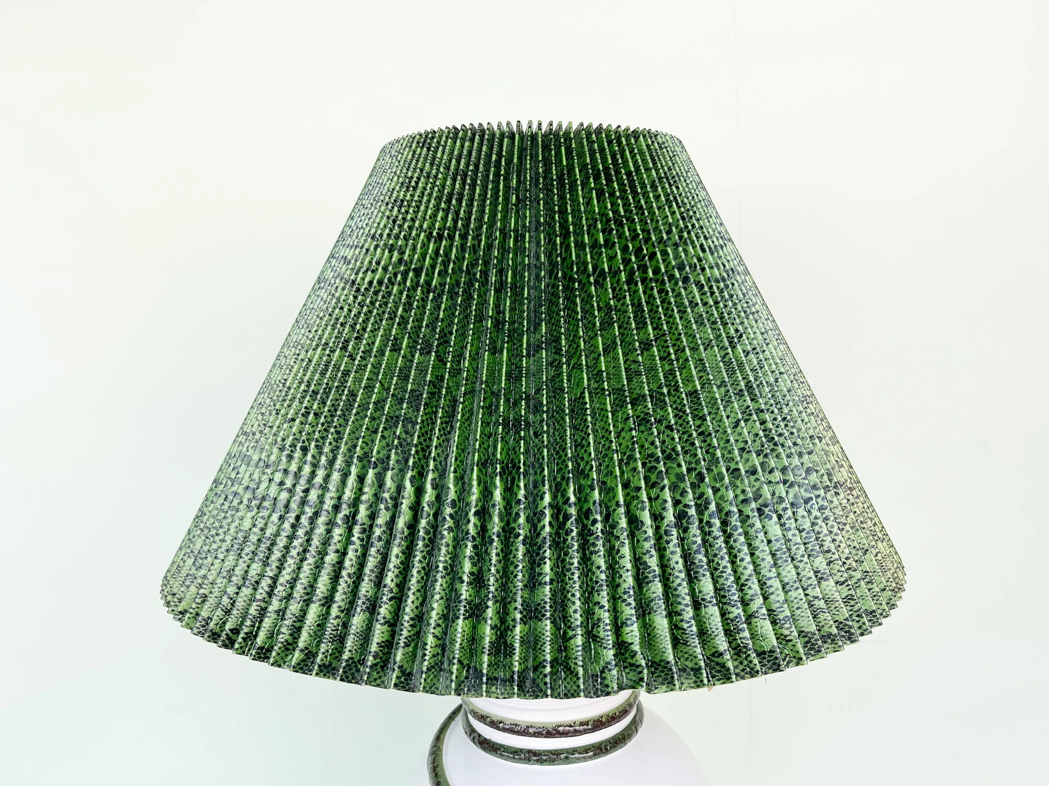 So Chic Snake Lamp and Shade - Image 10