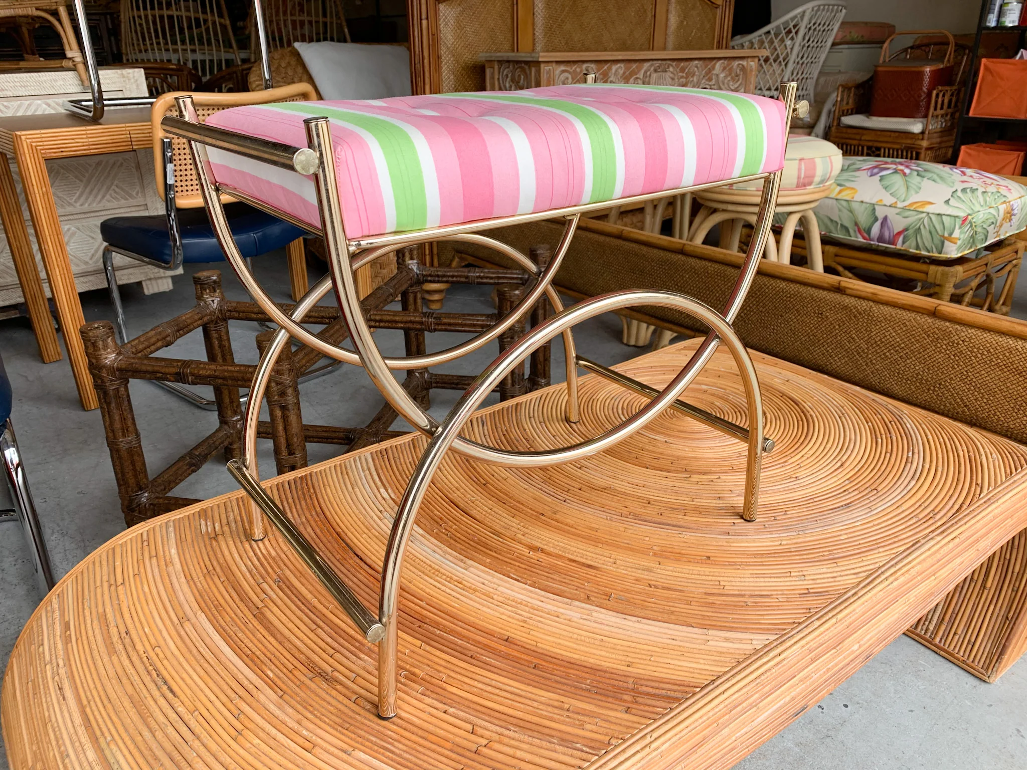 Stripe Vanity Seat - Image 3